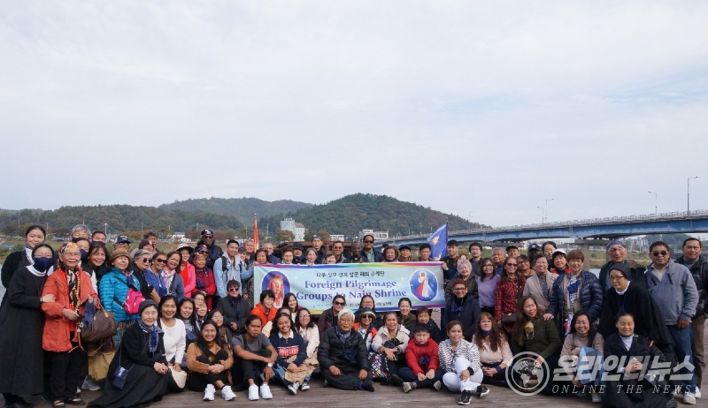 나줭모동산 황포돛배 사진.png