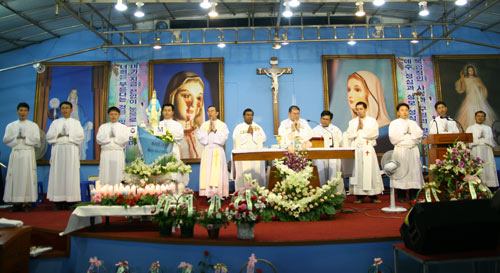 2006년 8월 15일 성모 승천 대축일, 예수님께서 성혈을 쏟아주신 4주년 기념일 미사