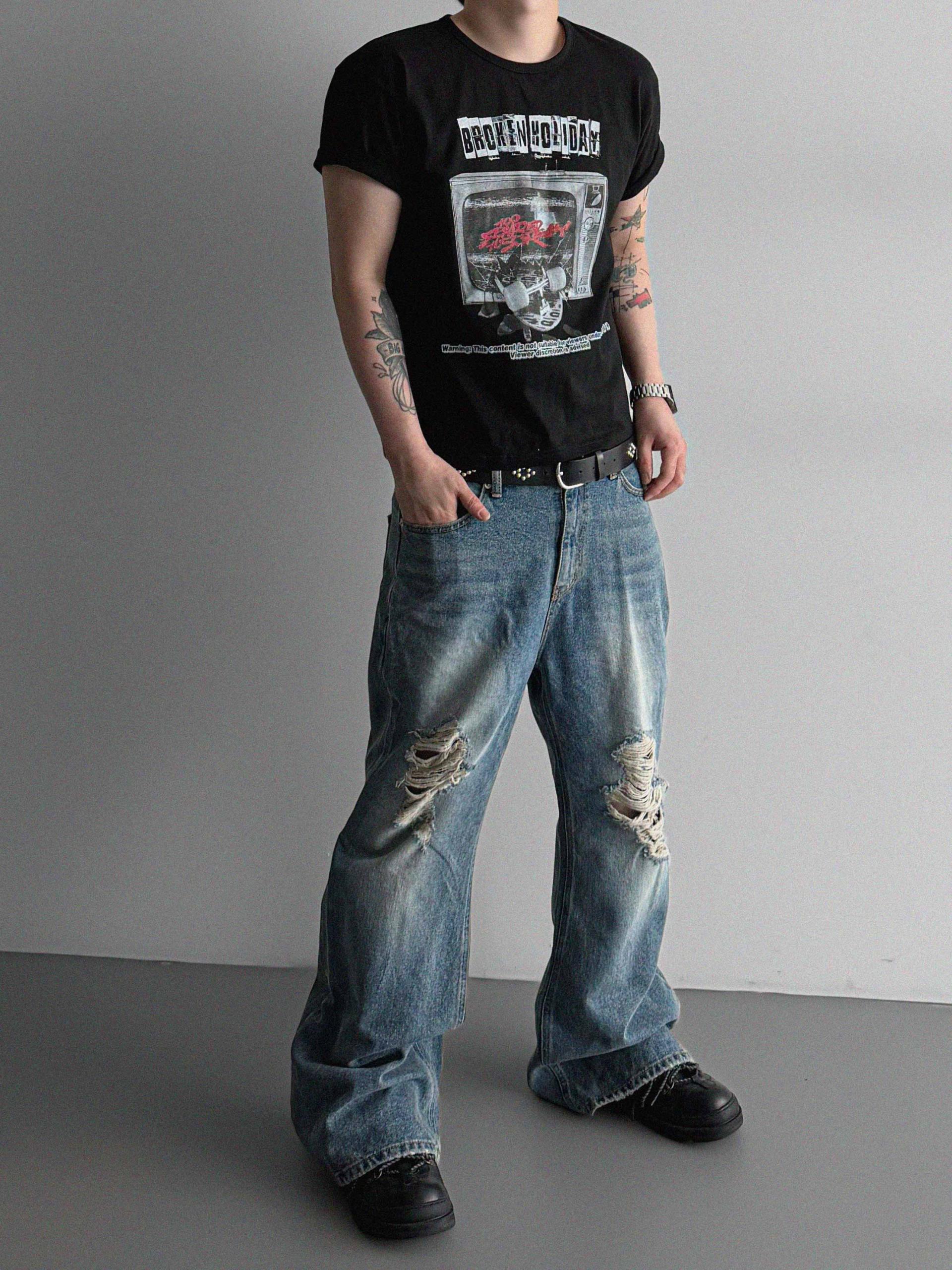 Broken crop half t