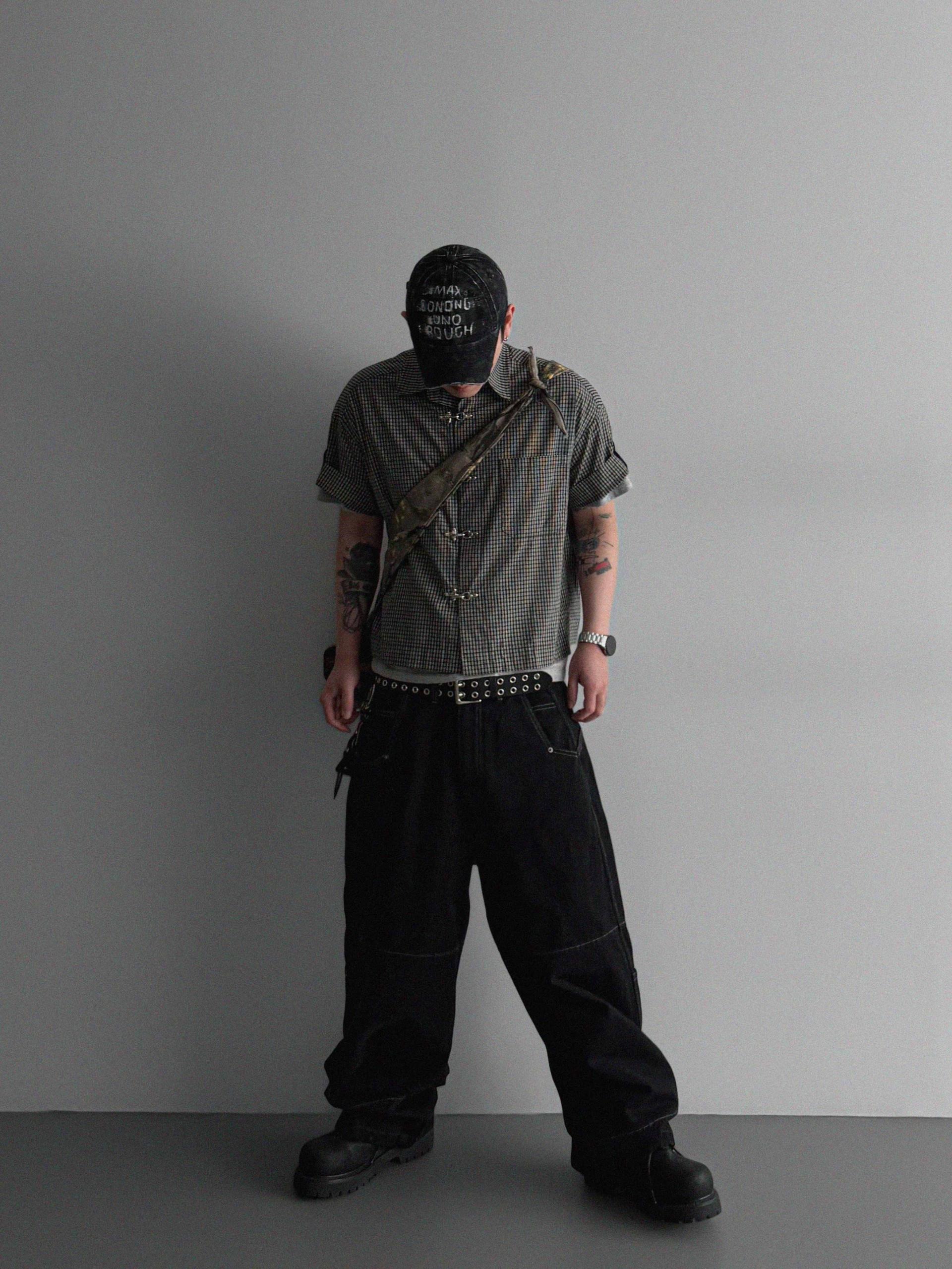 Eyelet pocket balloon denim pants