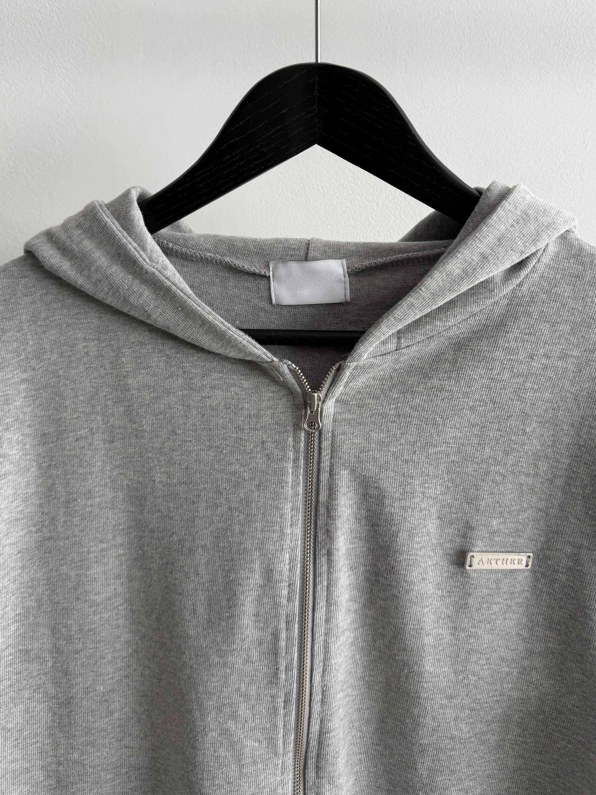 Aether pendant slim hood zip-up