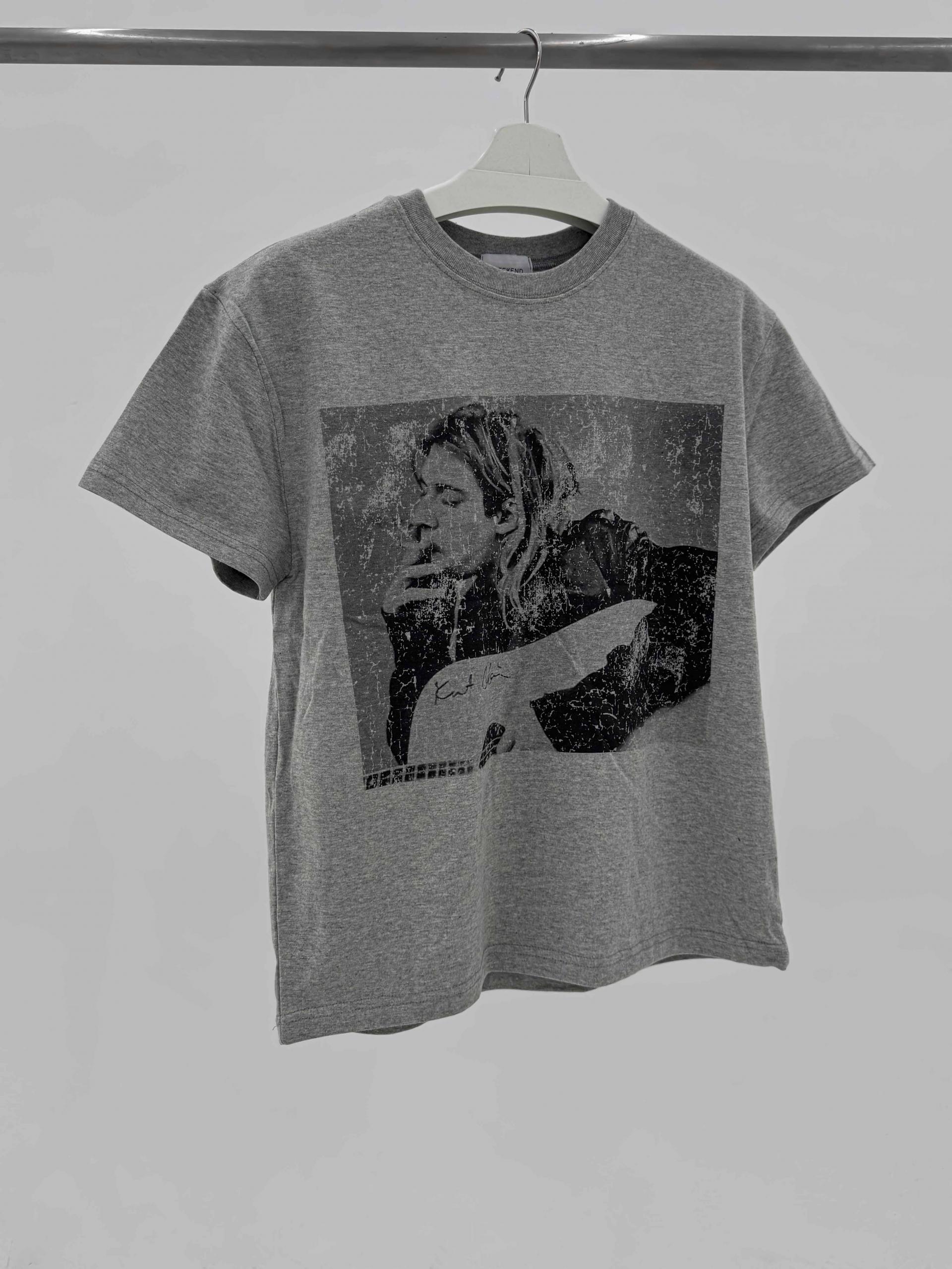 Cut printed muscle half t