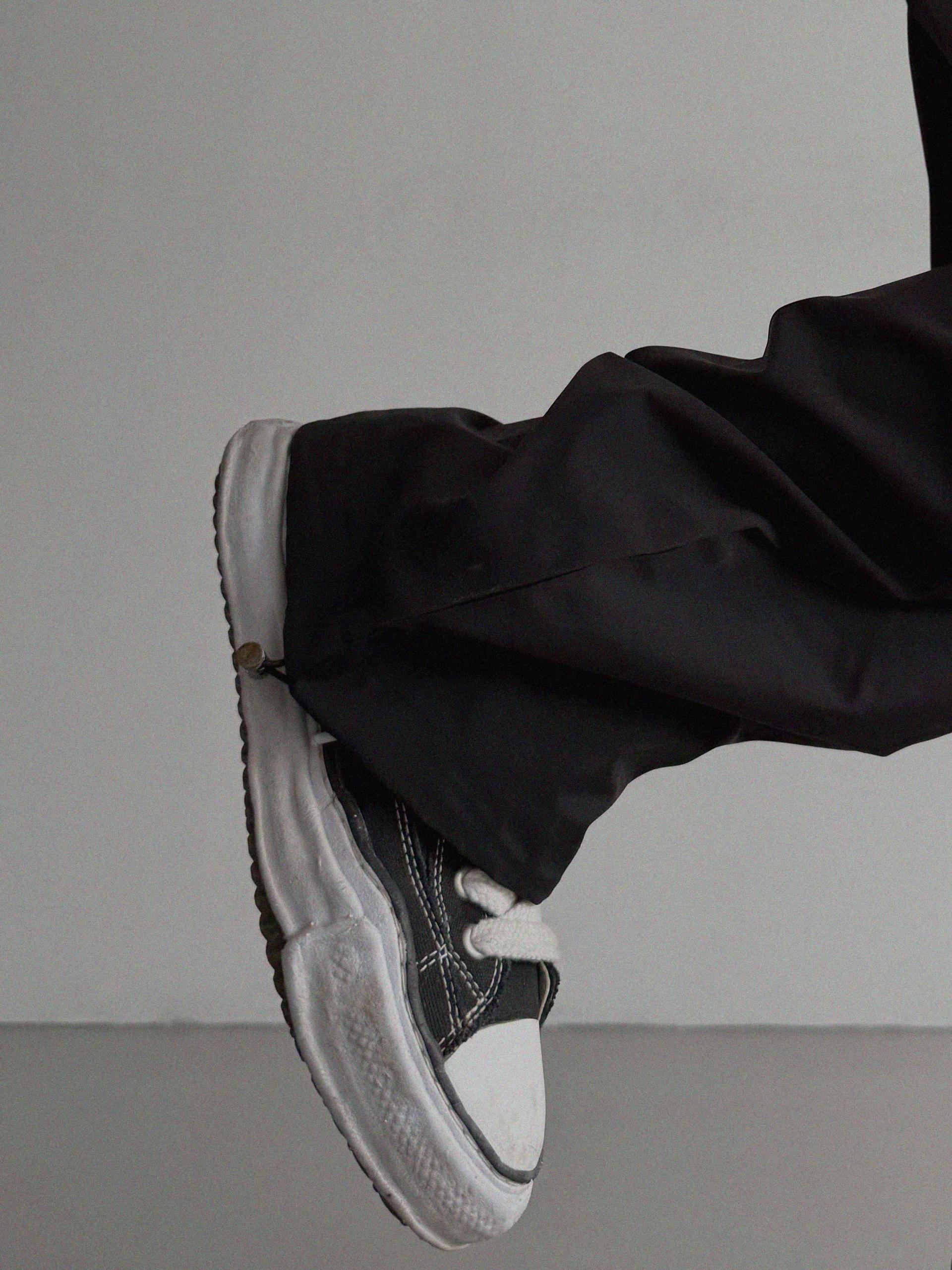Space set-up [Wind breaker & Cargo pants]