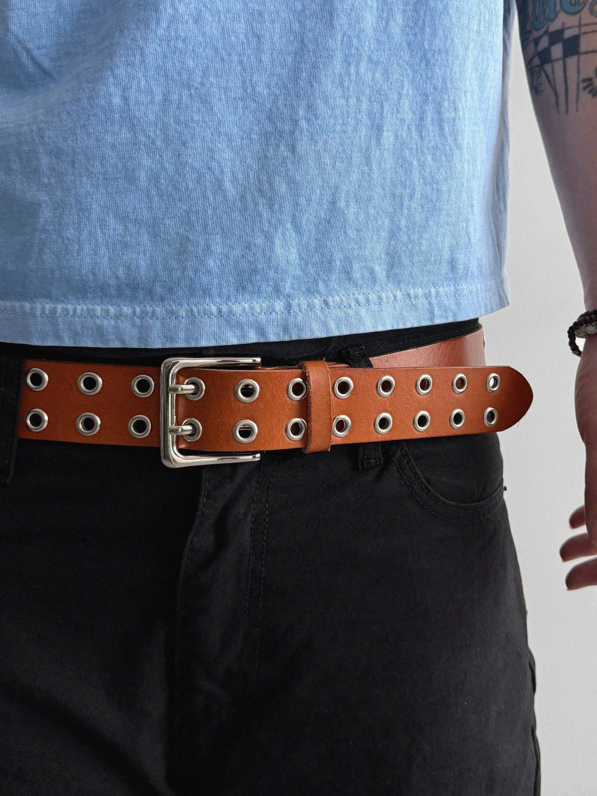 Double eyelet 40 belt (5c)