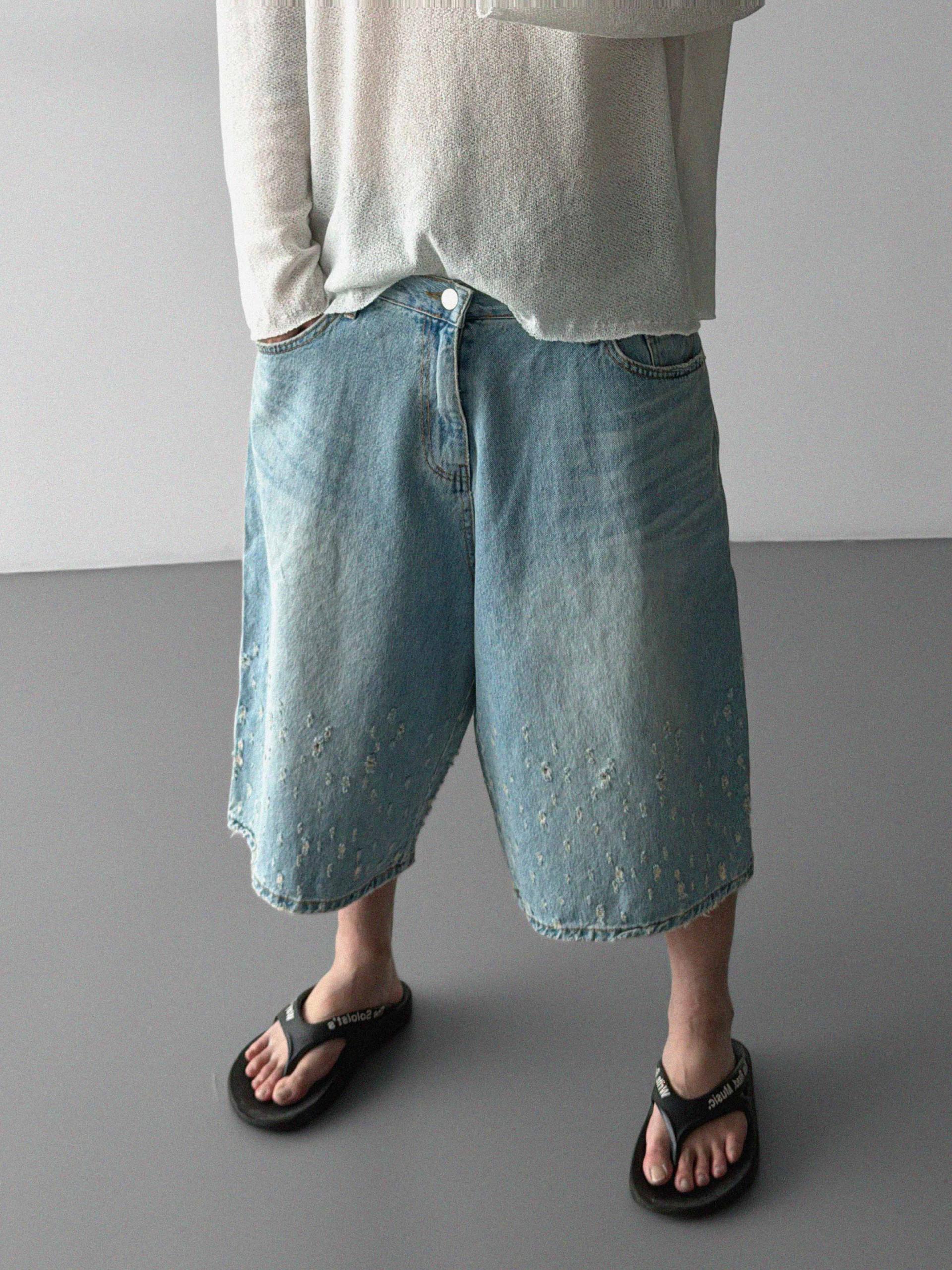 Bullet denim bermuda pants