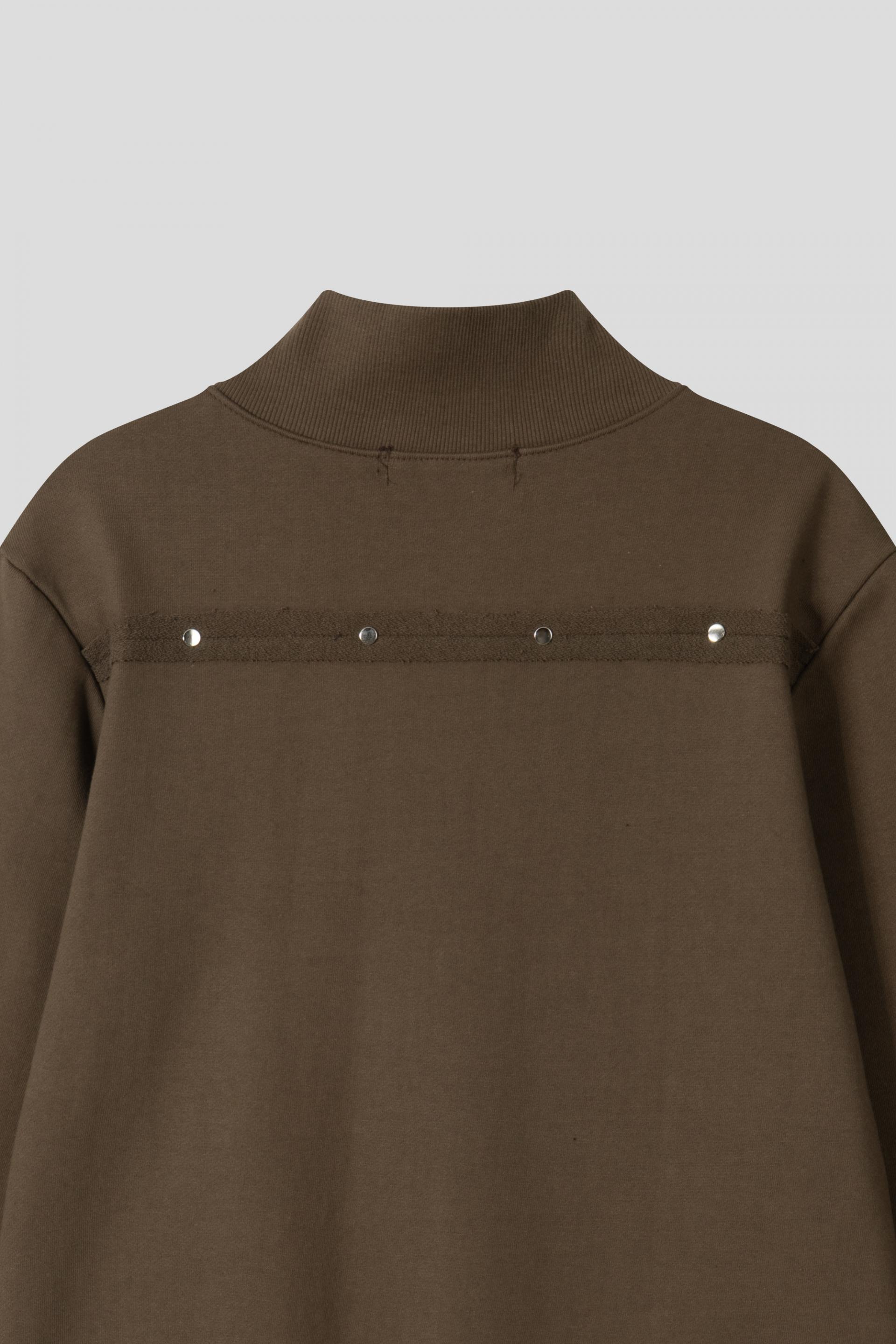 Fringe rivet slim high neck zip-up