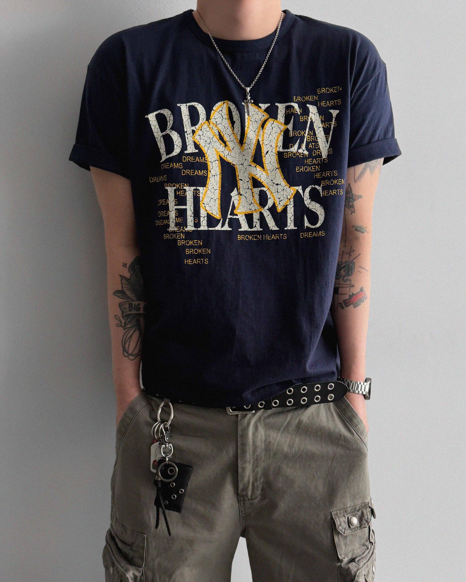Broken crop half t