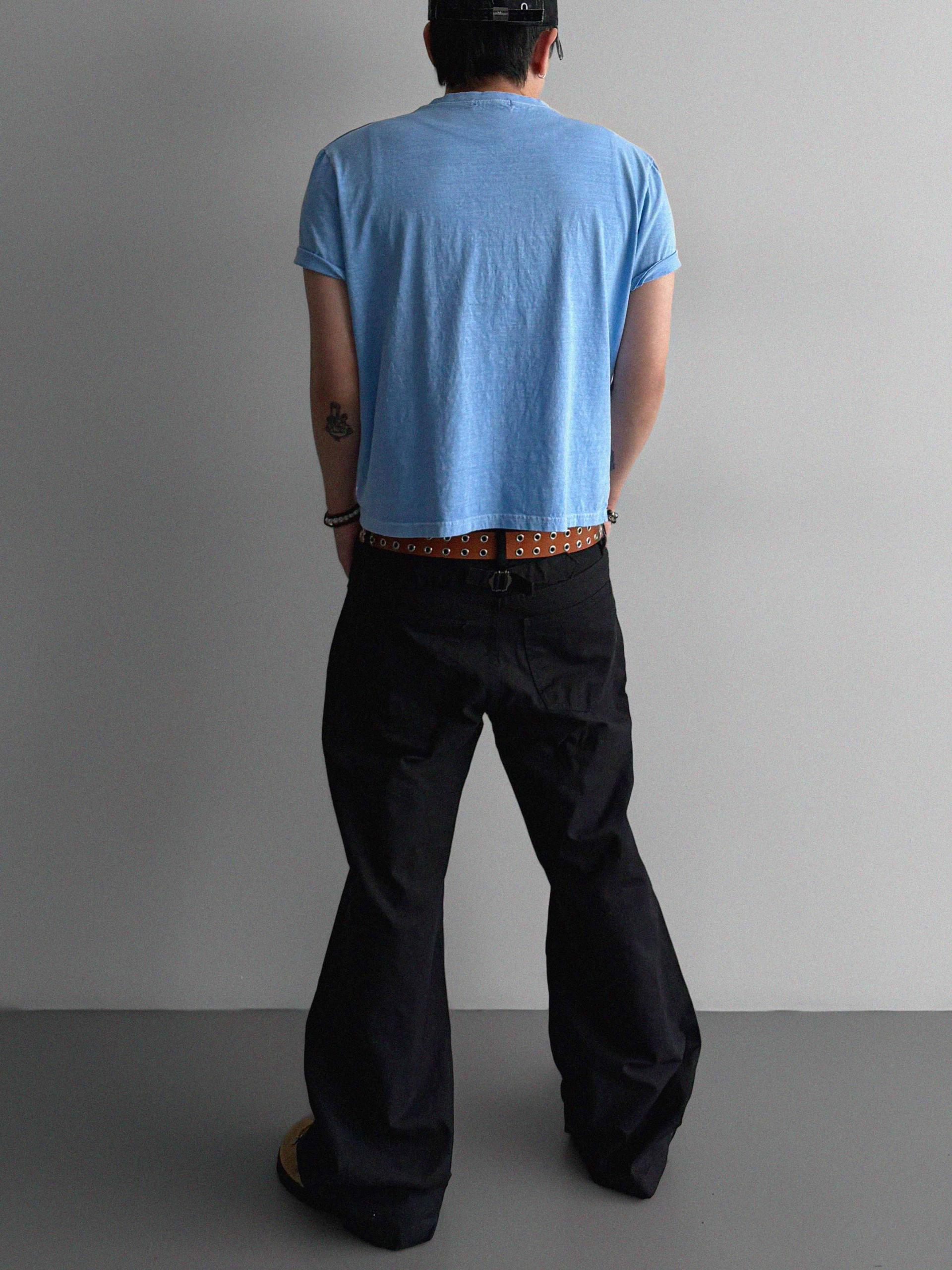 Fade pigment crop half t