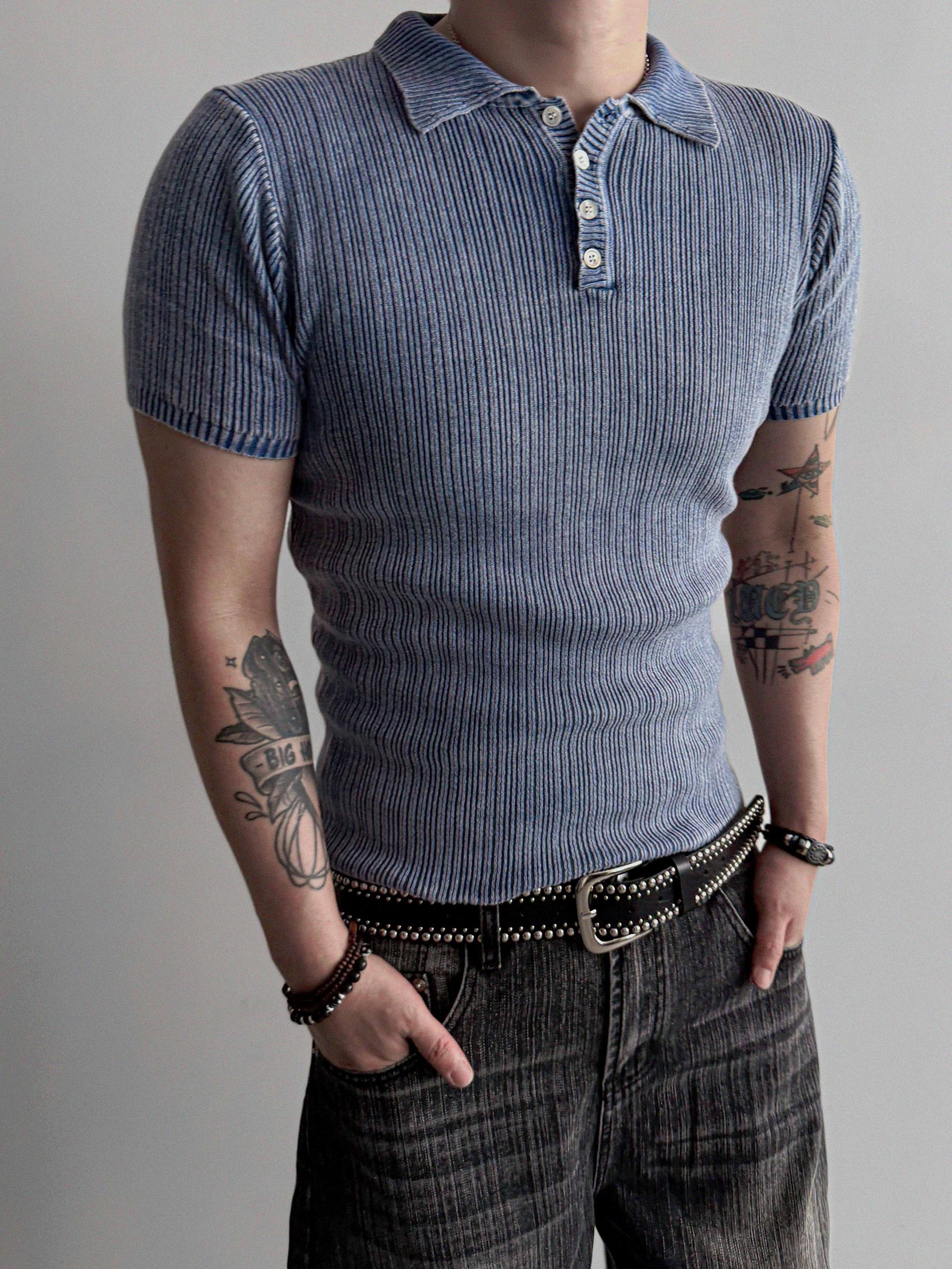 Garments ribbed collar muscle half T
