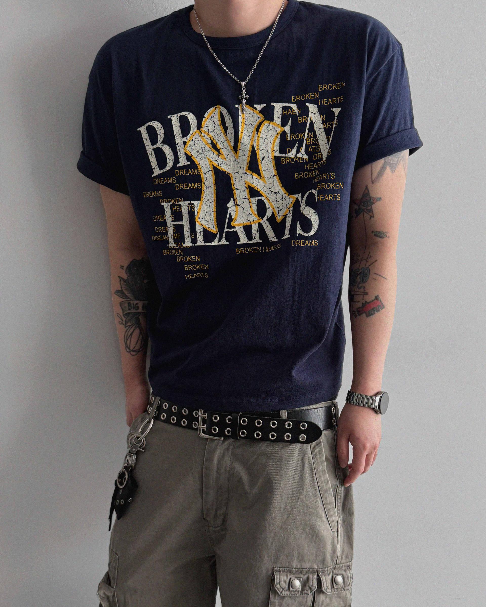 Broken crop half t