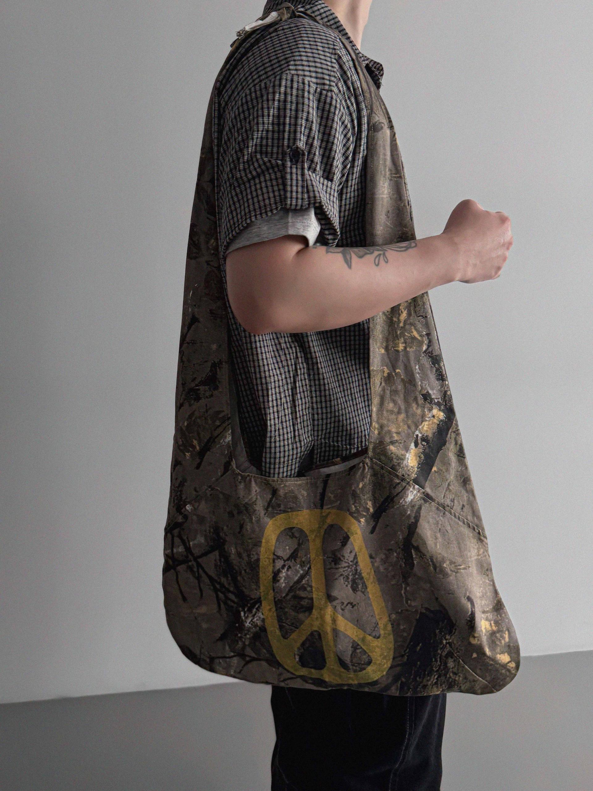 Real tree cross bag