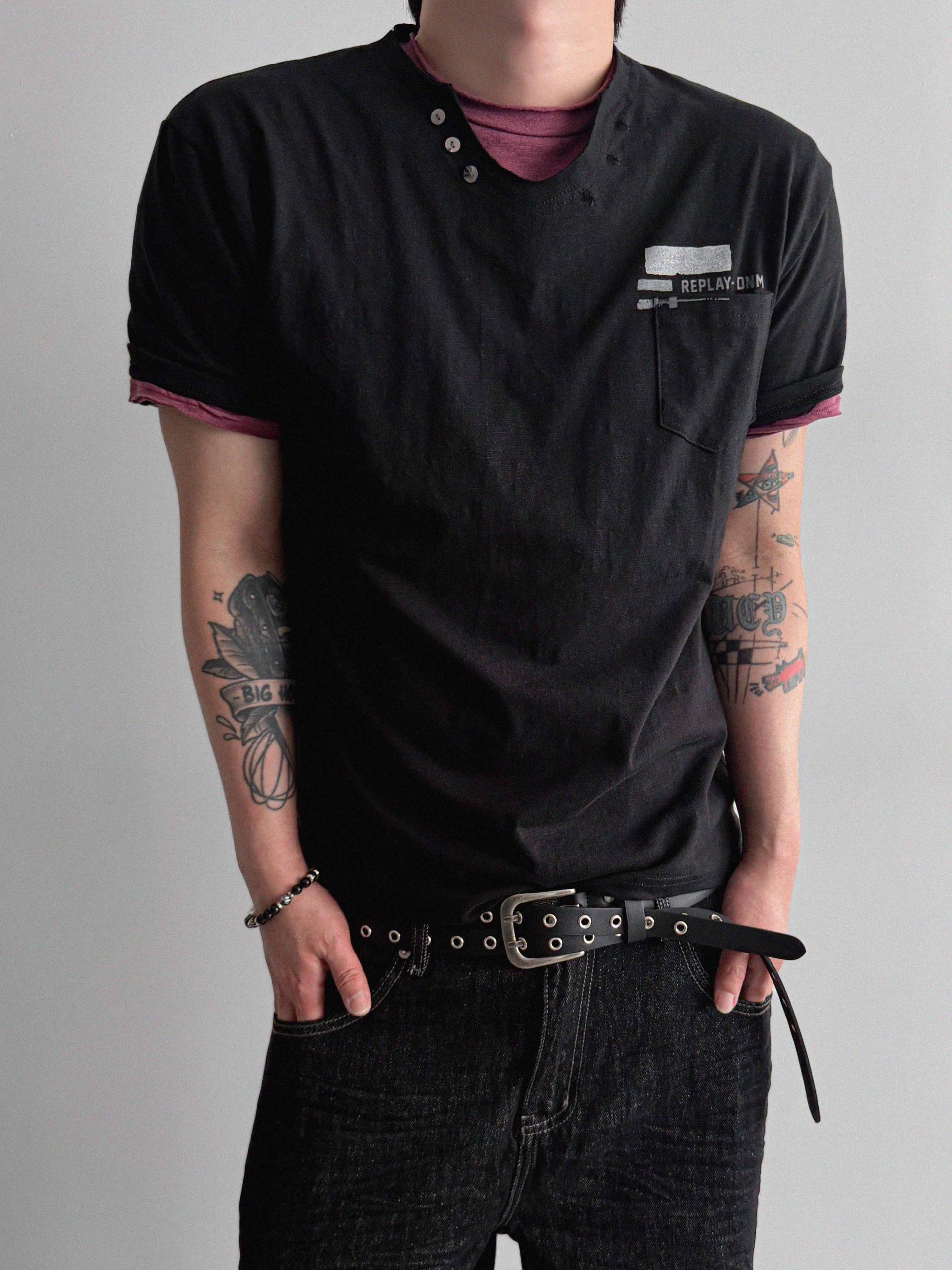 Smith cutoff v-neck half t