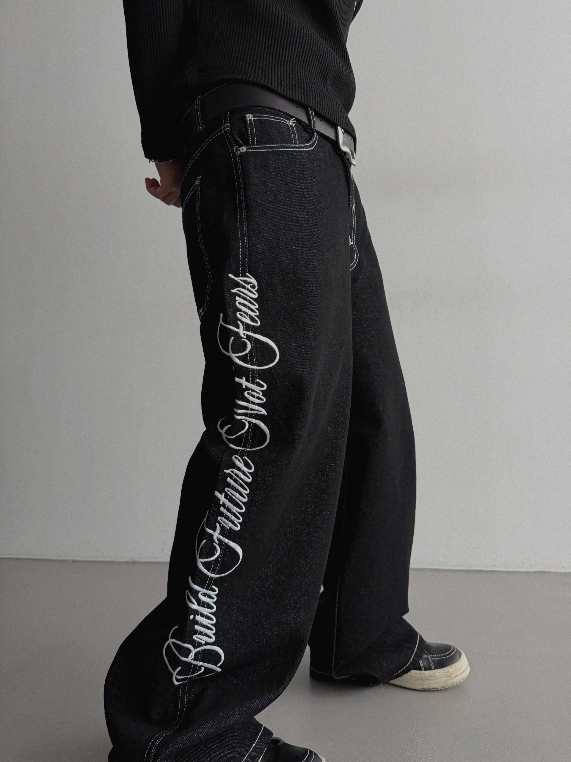 Horse non-fade embroidered denim pants