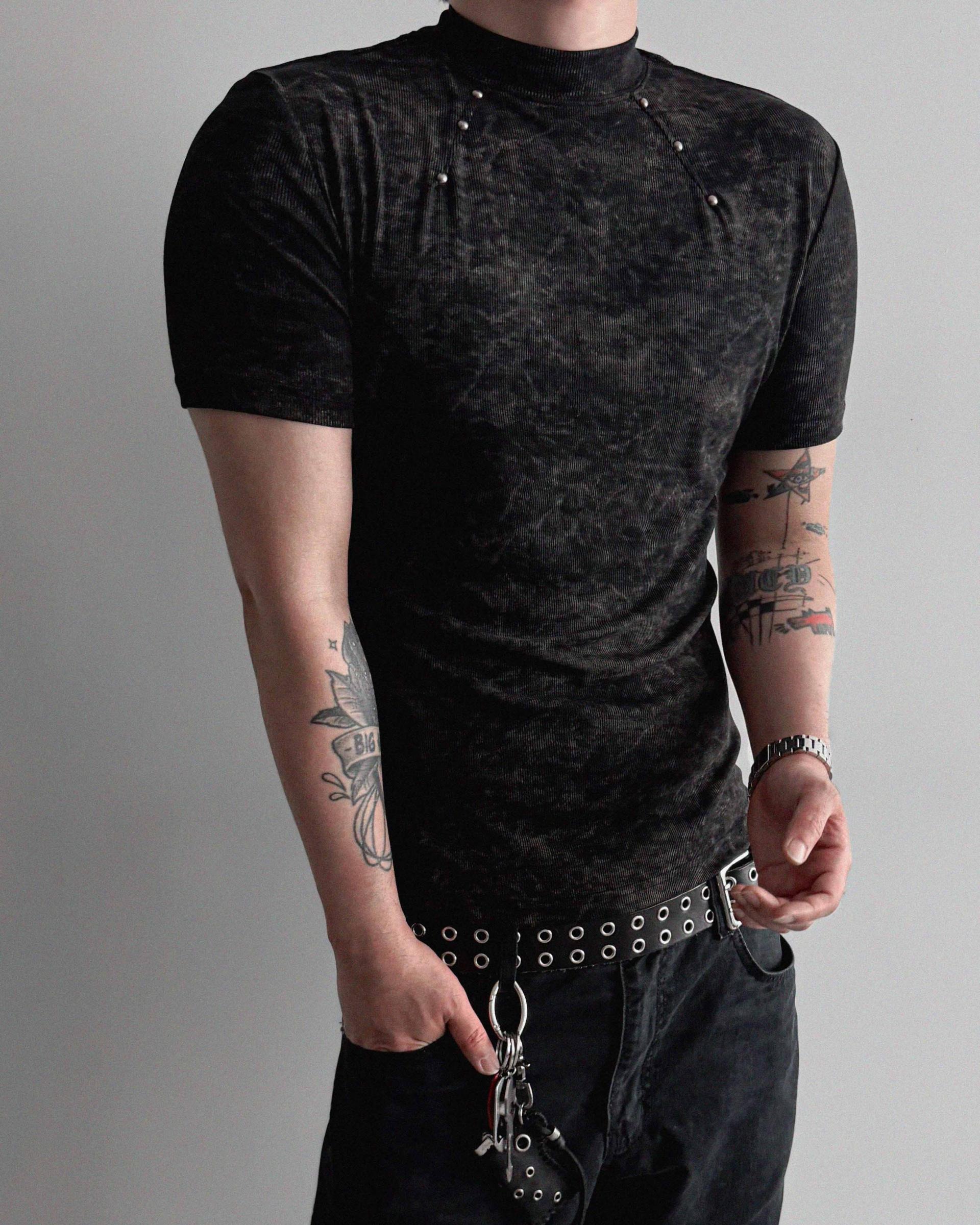 Vintage rivet mock neck muscle half t