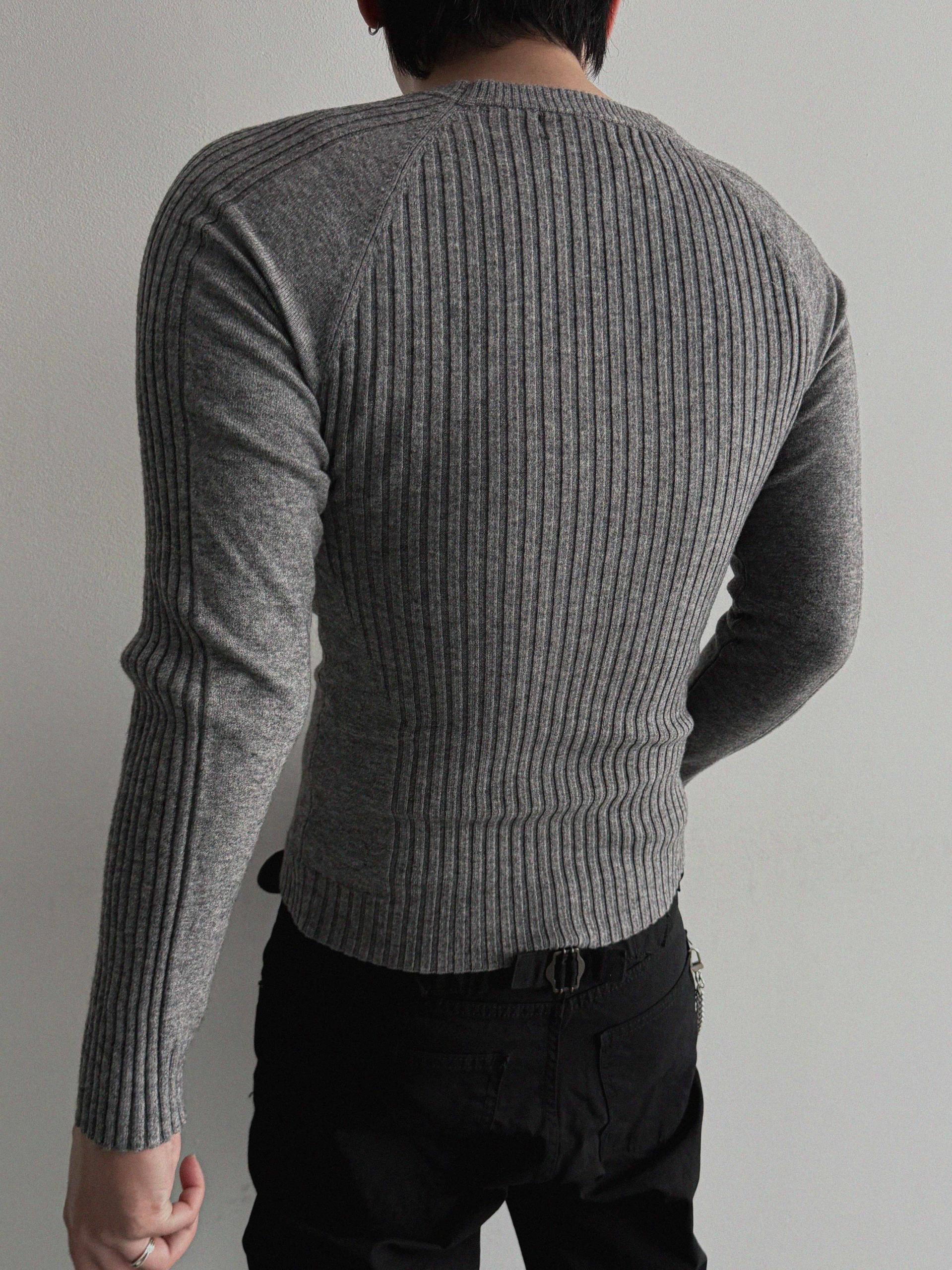 Irregular ribbed raglan muscle knit