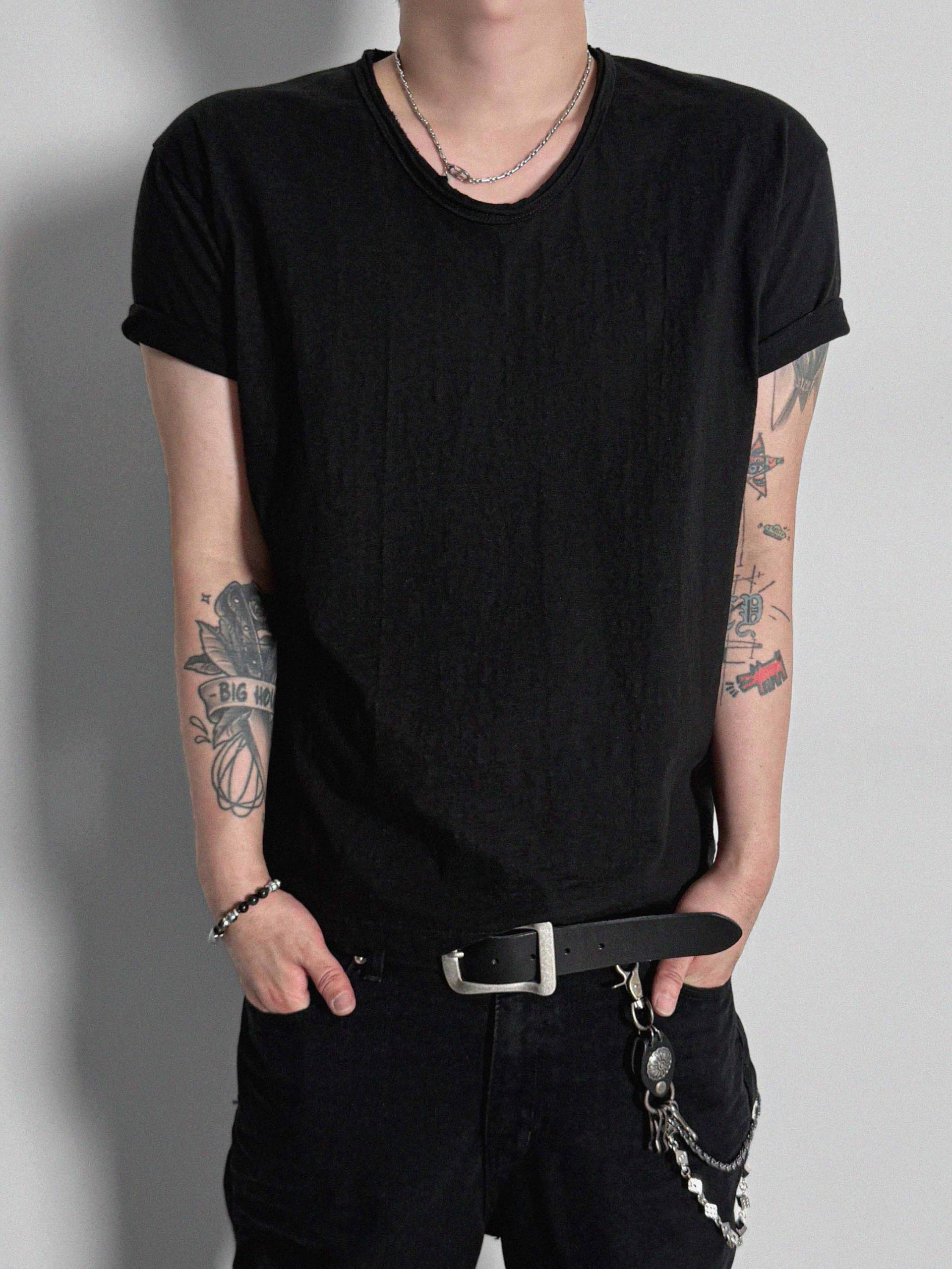 Slab cut u-neck half t