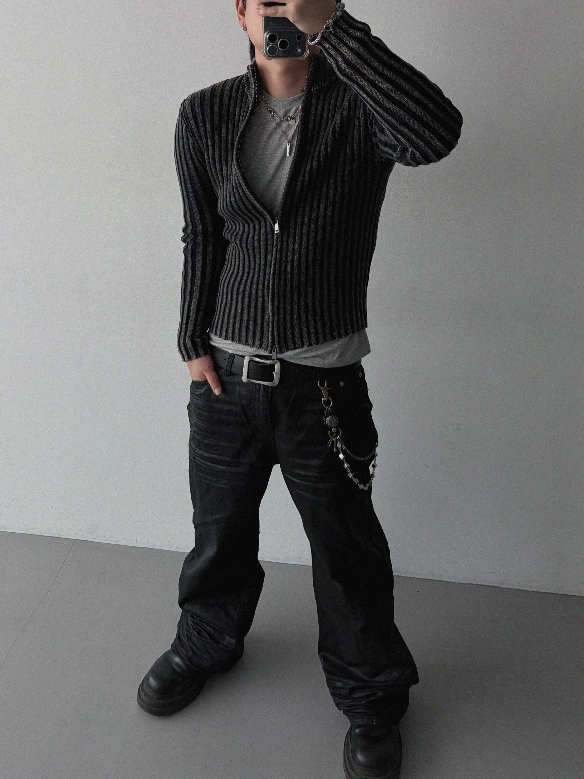 Pigment ribbed muscle knit zip-up