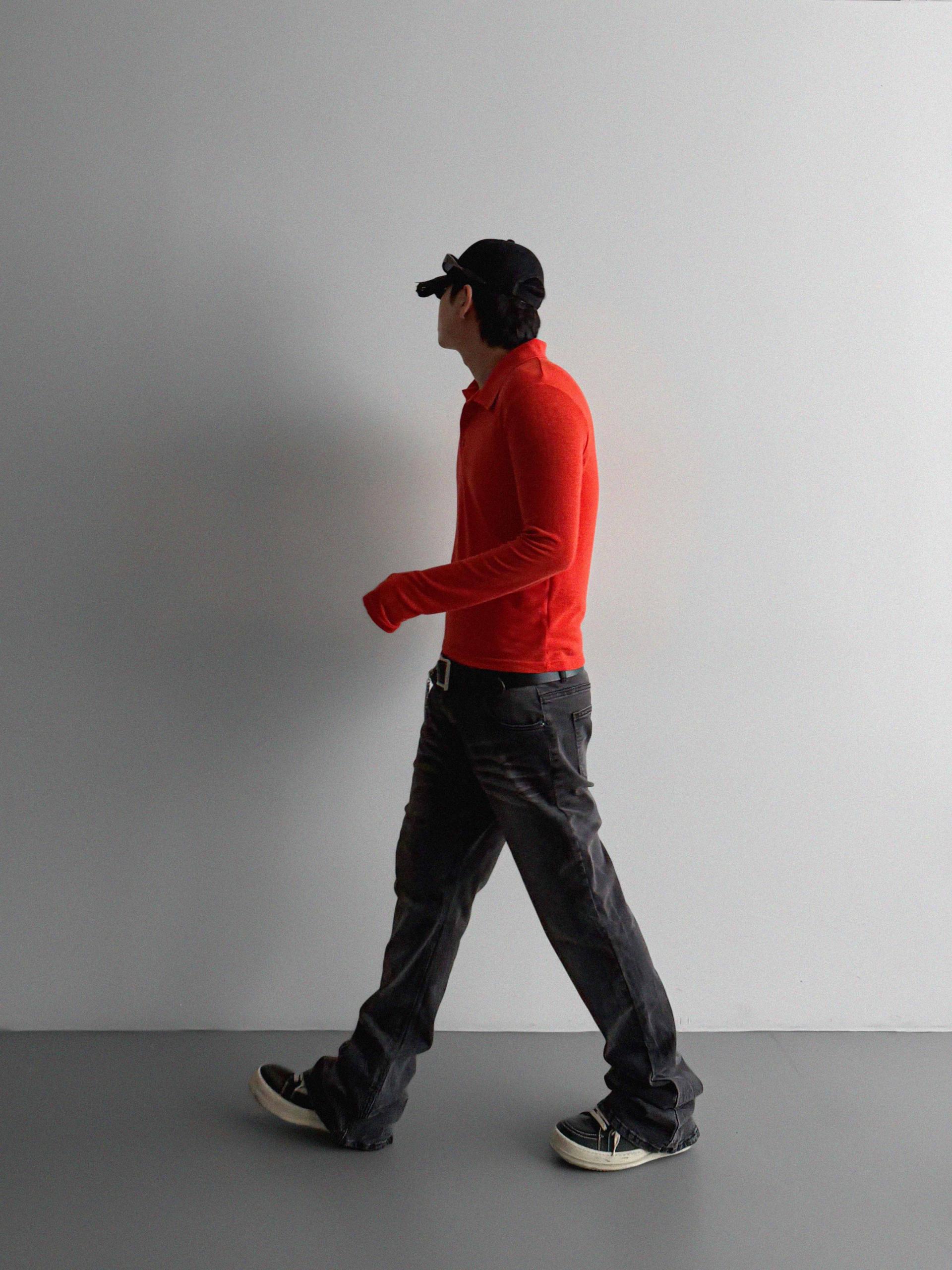 Slack sagging flare black jean