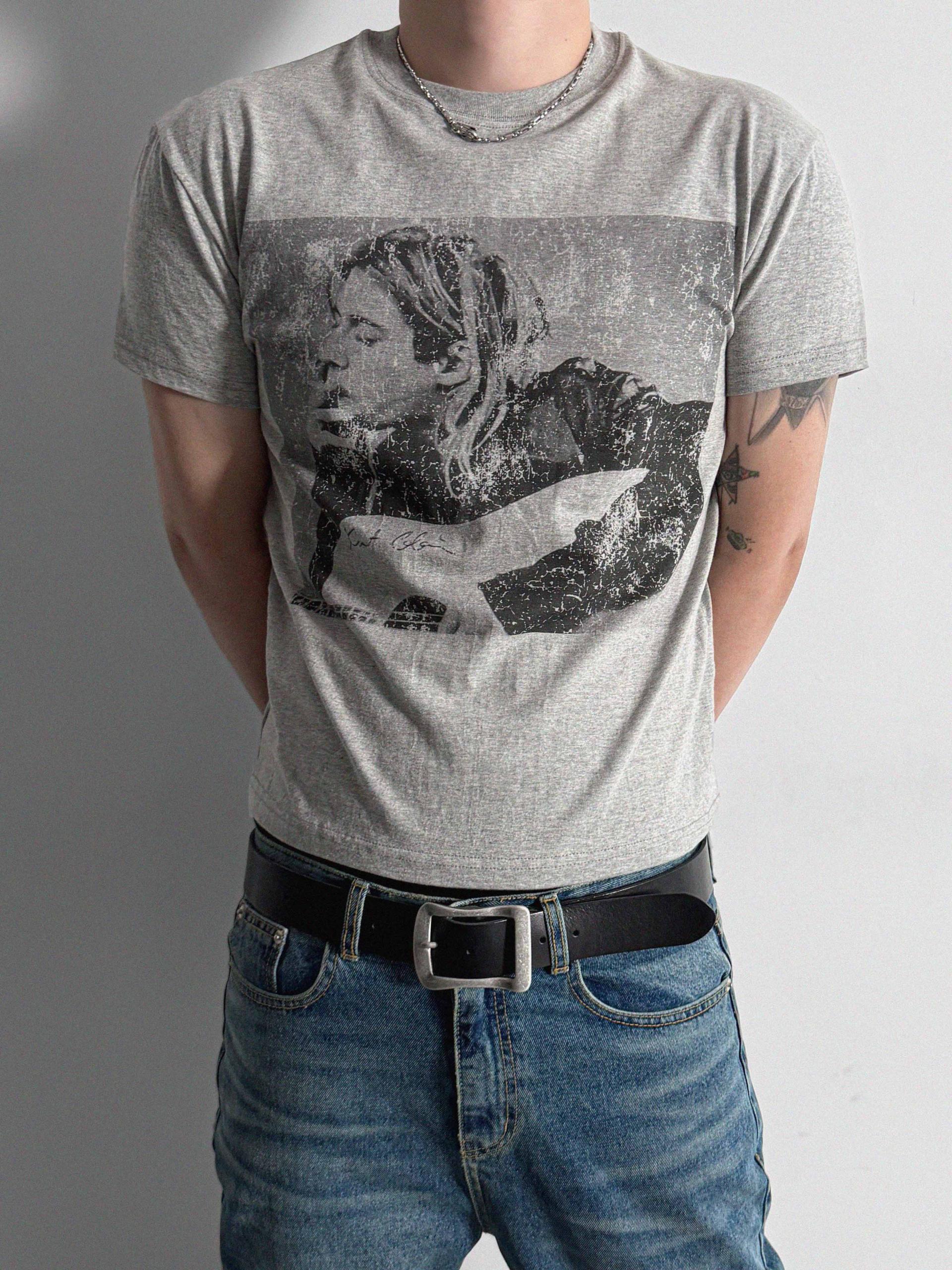 Cut printed muscle half t