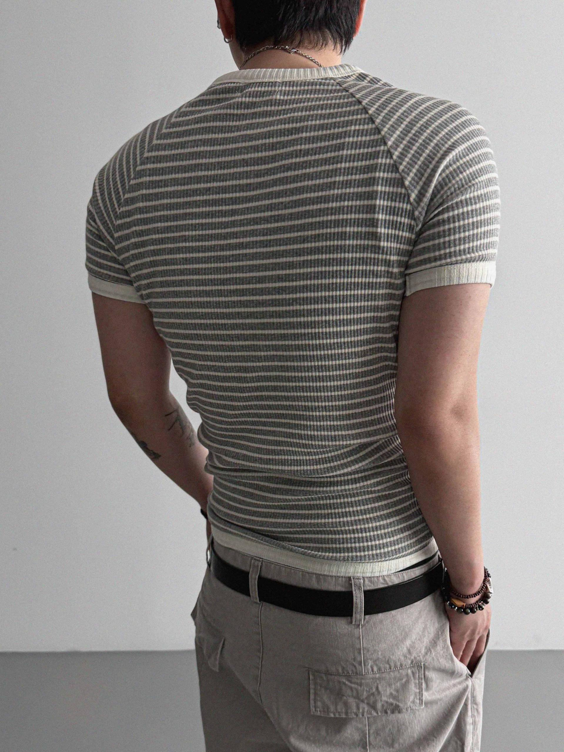 Ribbed stripe henley neck muscle half T