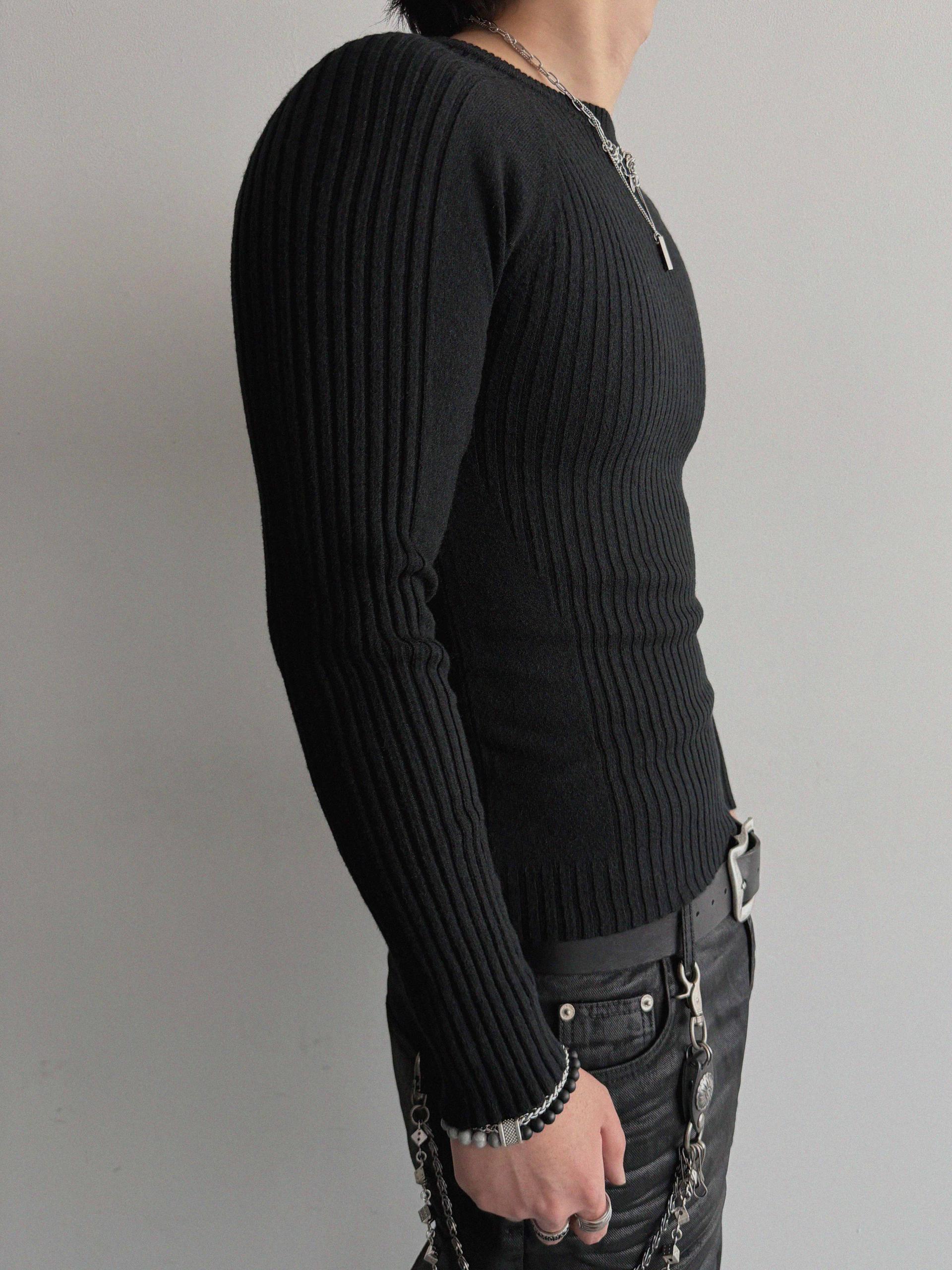 Irregular ribbed raglan muscle knit
