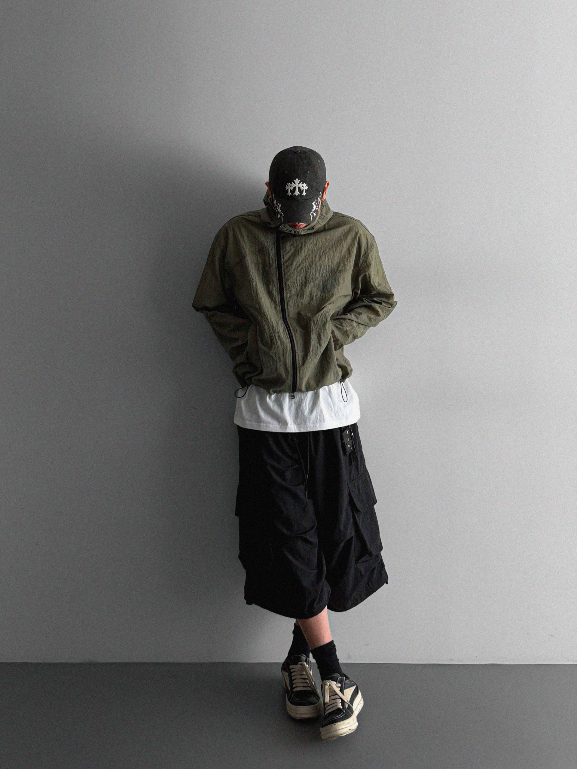 Nietzsche cargo bermuda pants