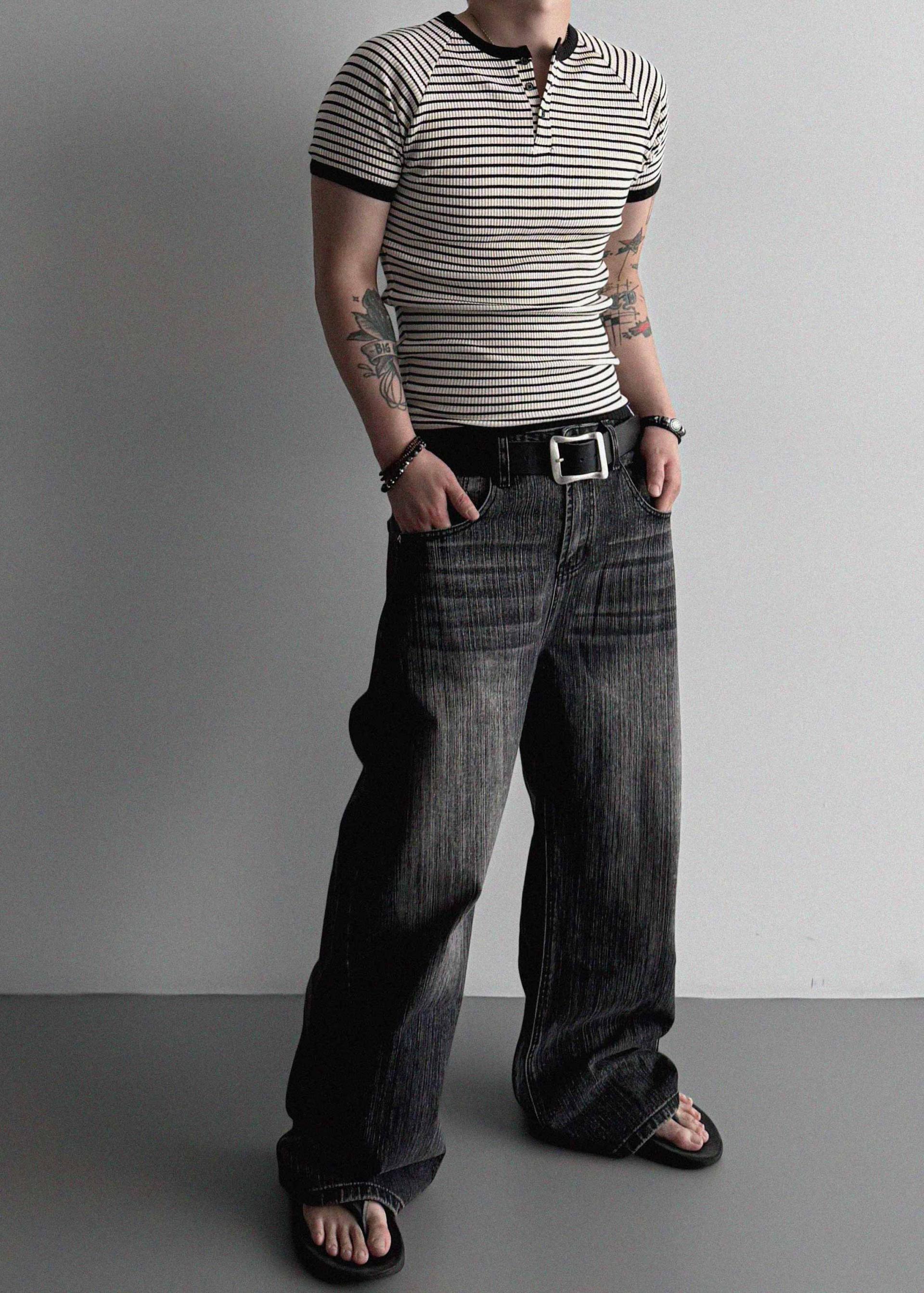 Ribbed stripe henley neck muscle half T