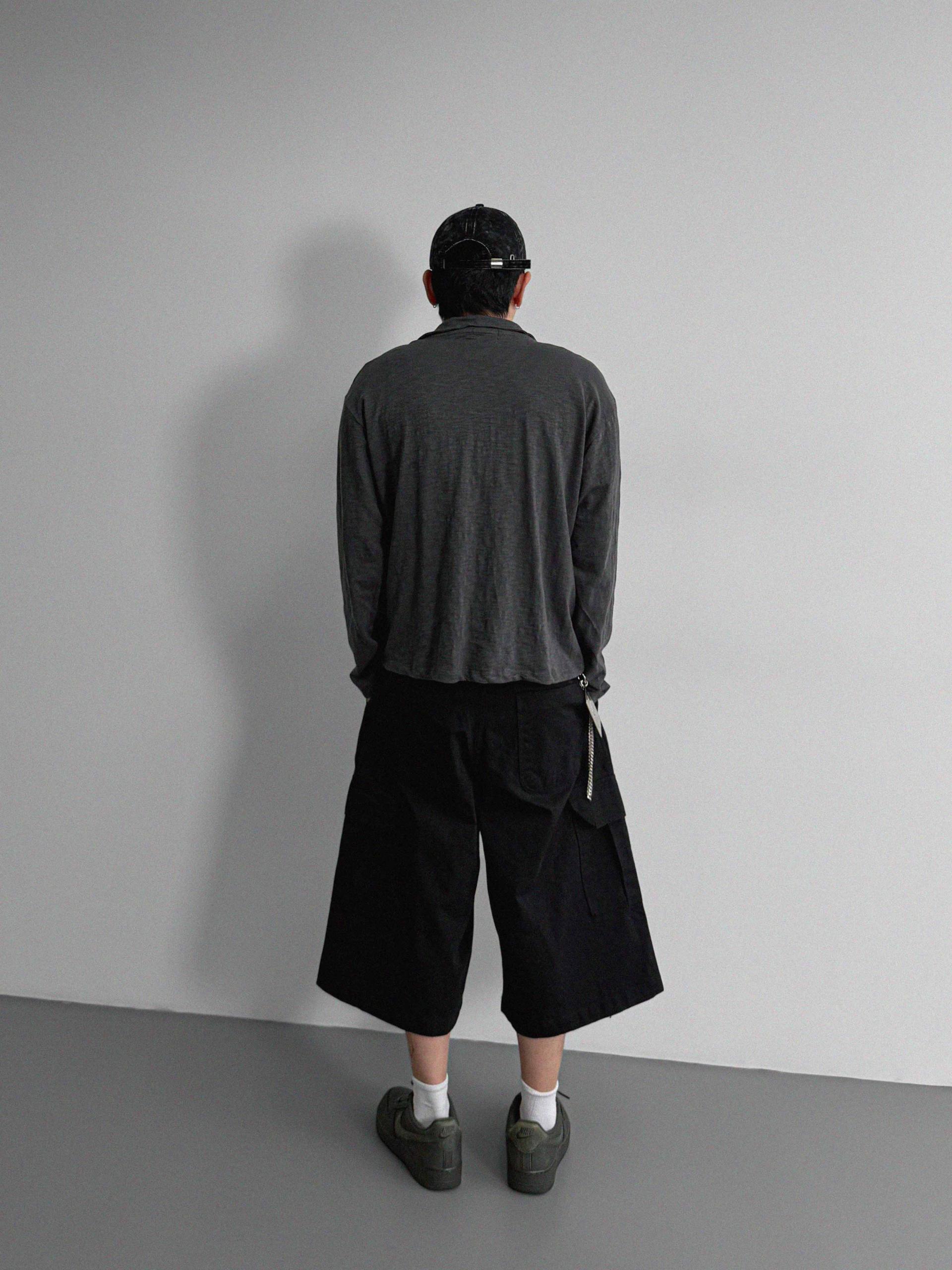 Slab 5 button collar t