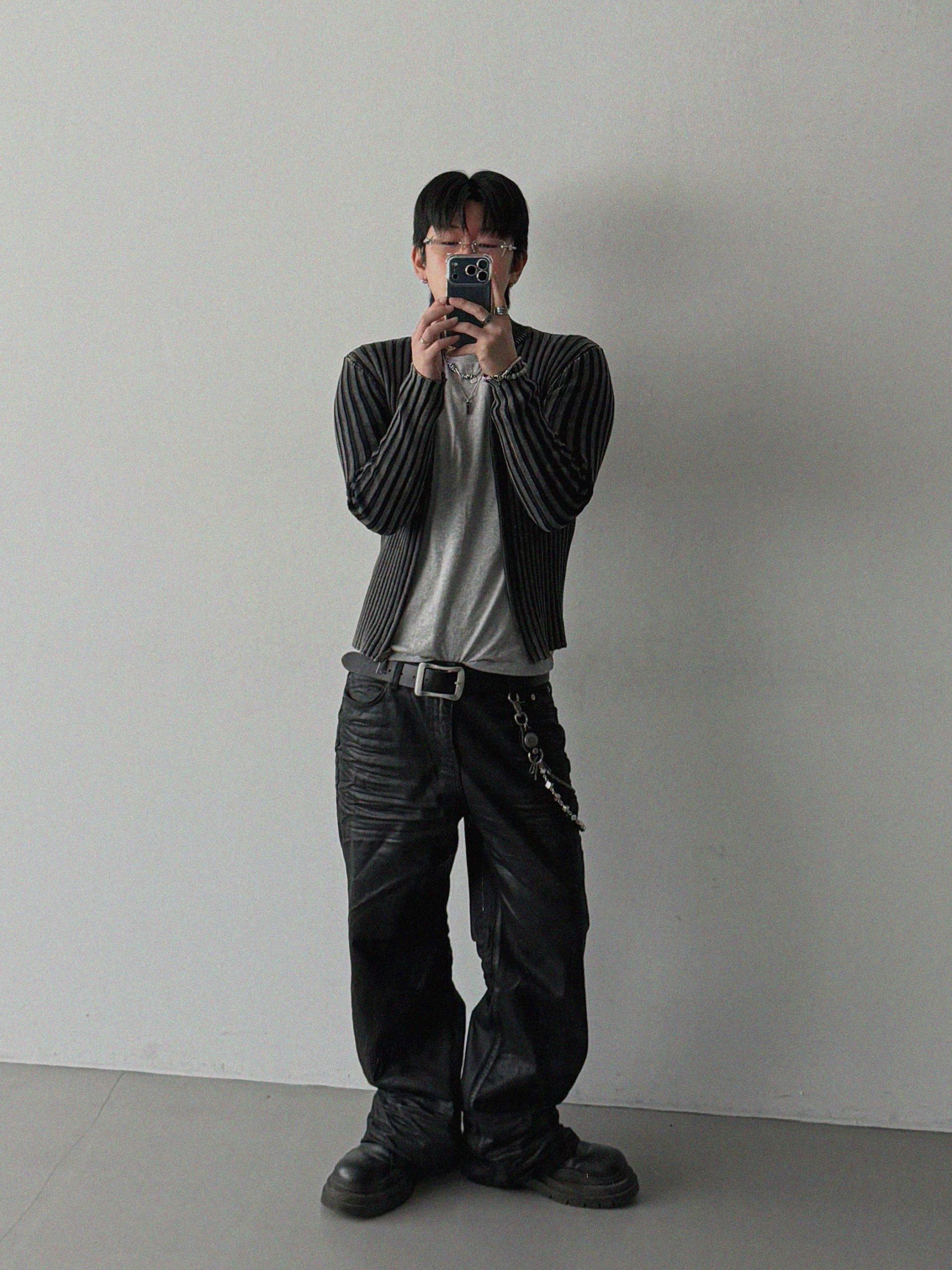 Pigment ribbed muscle knit zip-up