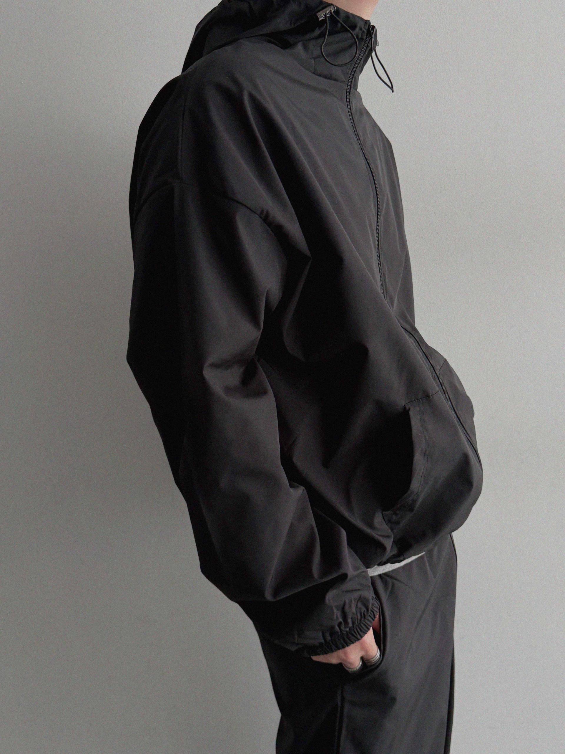 Space set-up [Wind breaker & Cargo pants]