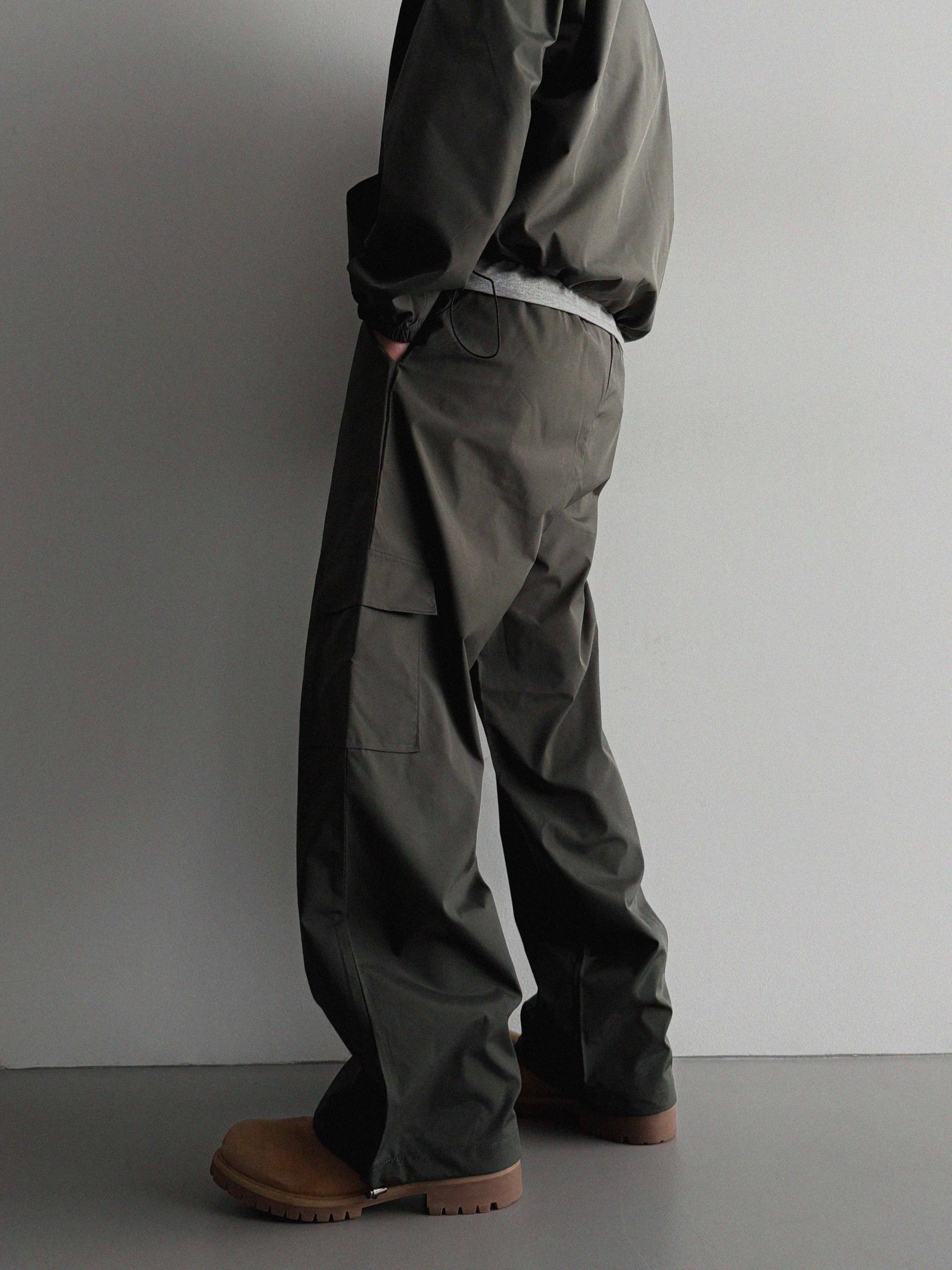 Space set-up [Wind breaker & Cargo pants]