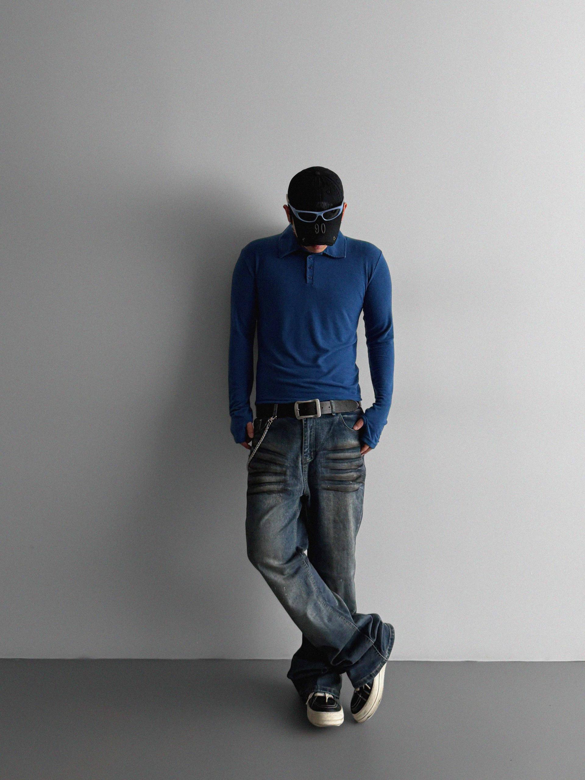 Dirty washed sagging flare jeans