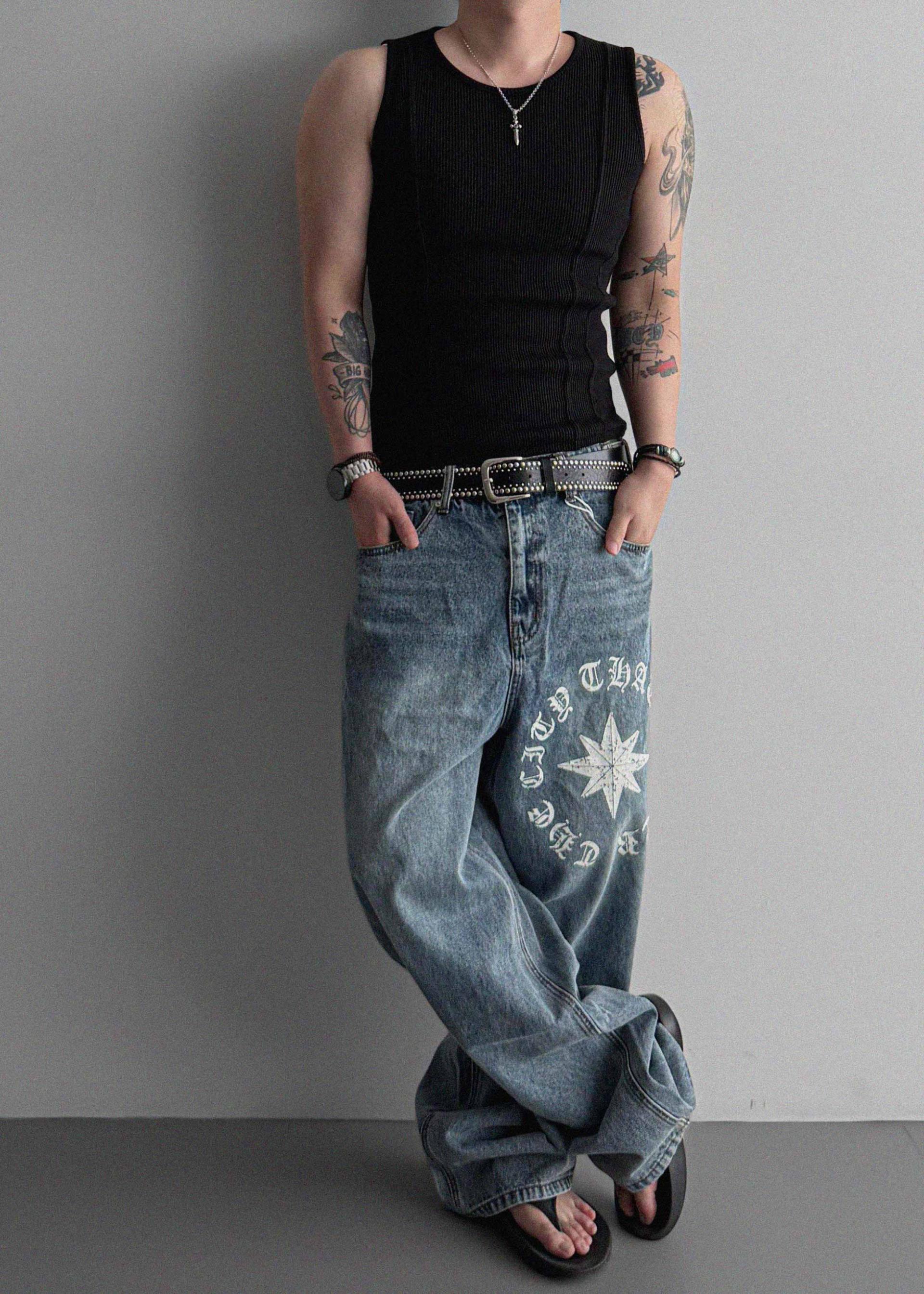 Incision ribbed slim sleeveless