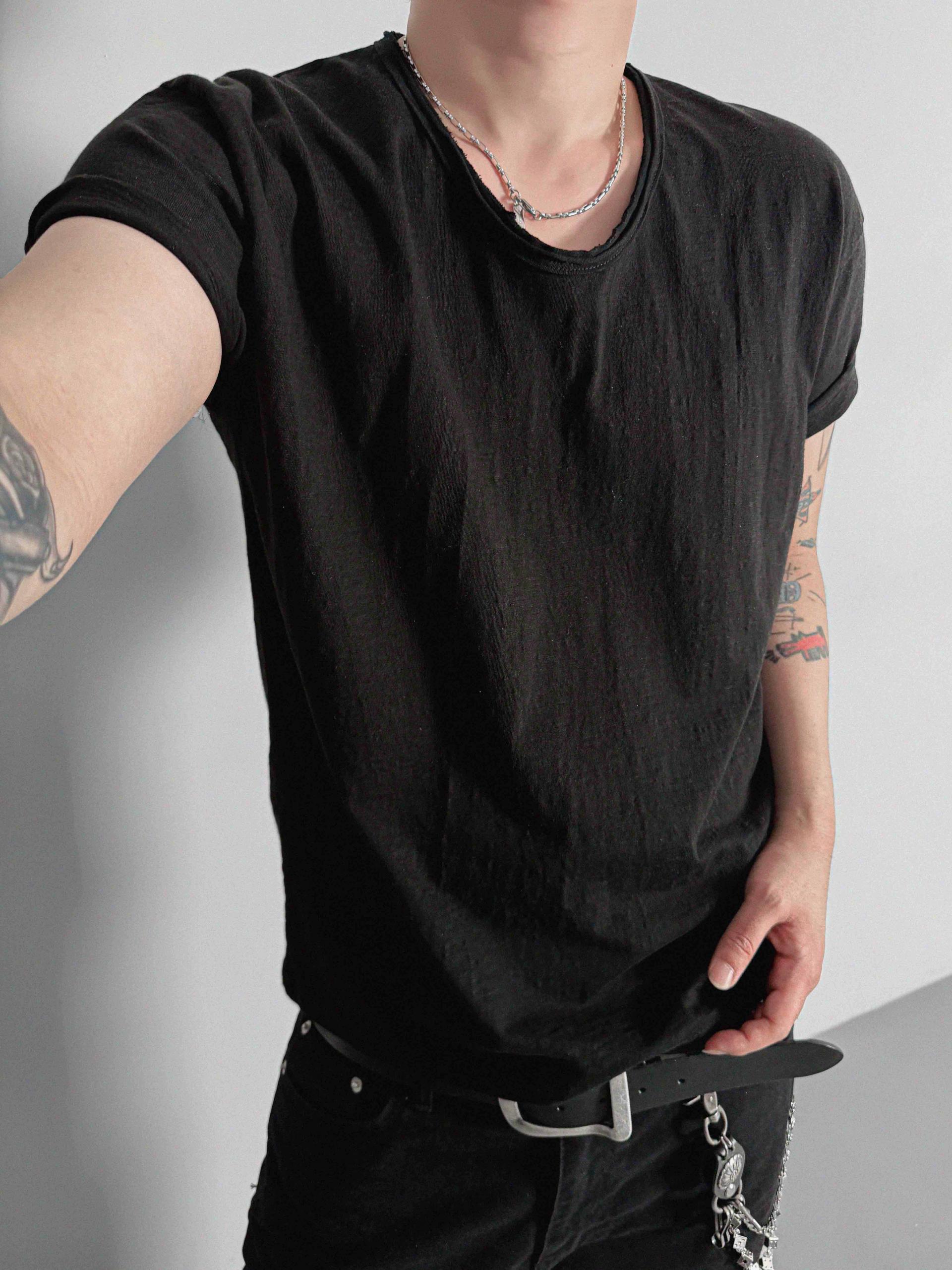 Slab cut u-neck half t