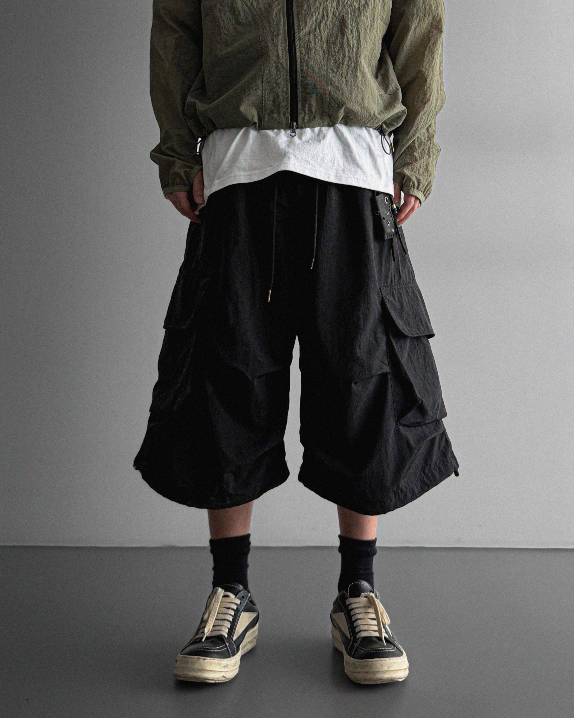 Nietzsche cargo bermuda pants