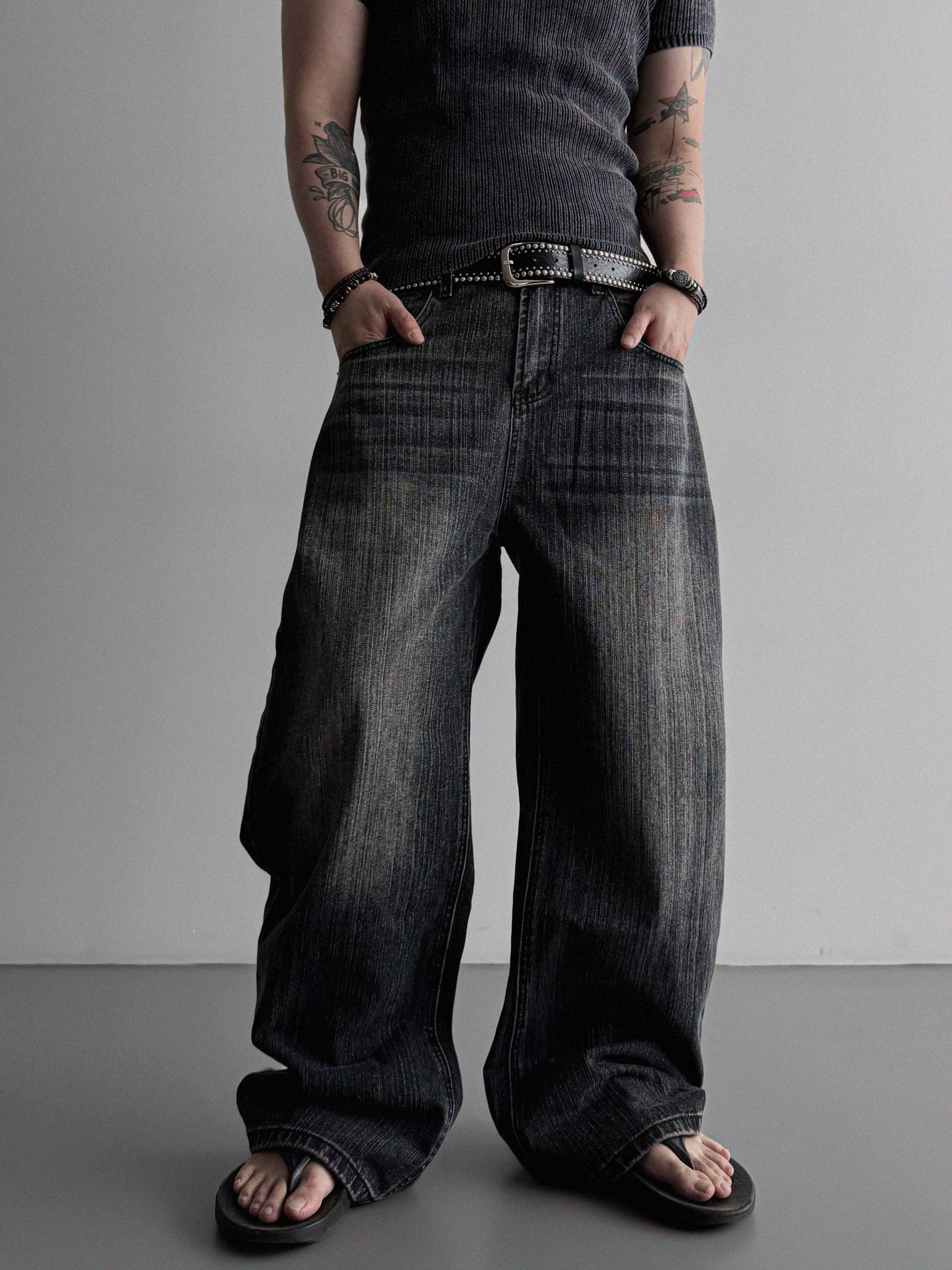 Striped washed curved denim pants