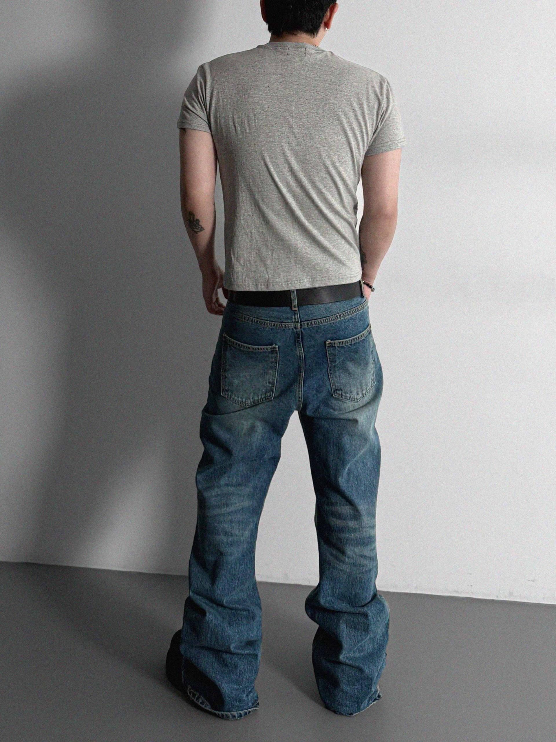 Cut printed muscle half t