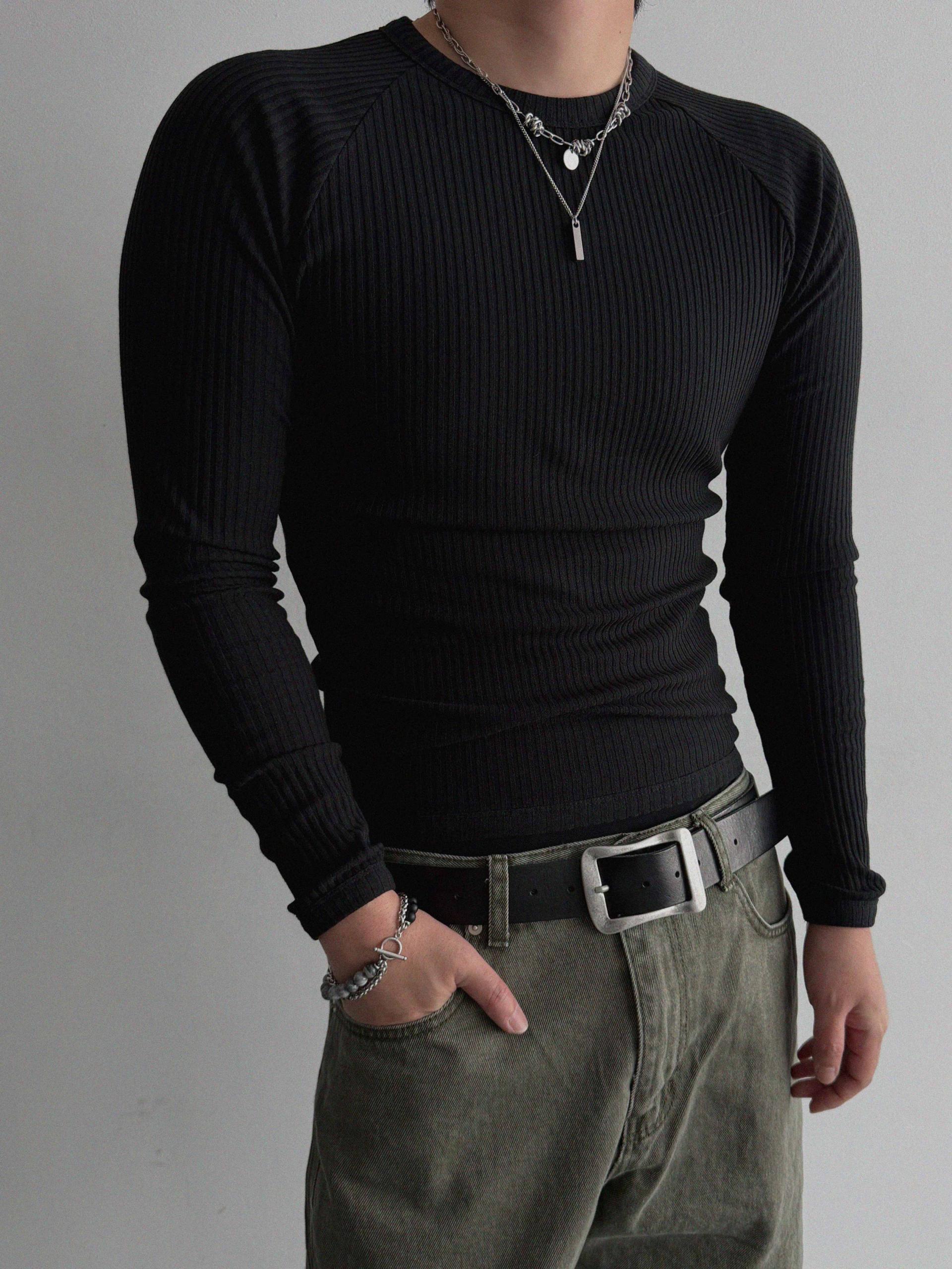 Solid ribbed raglan muscle t