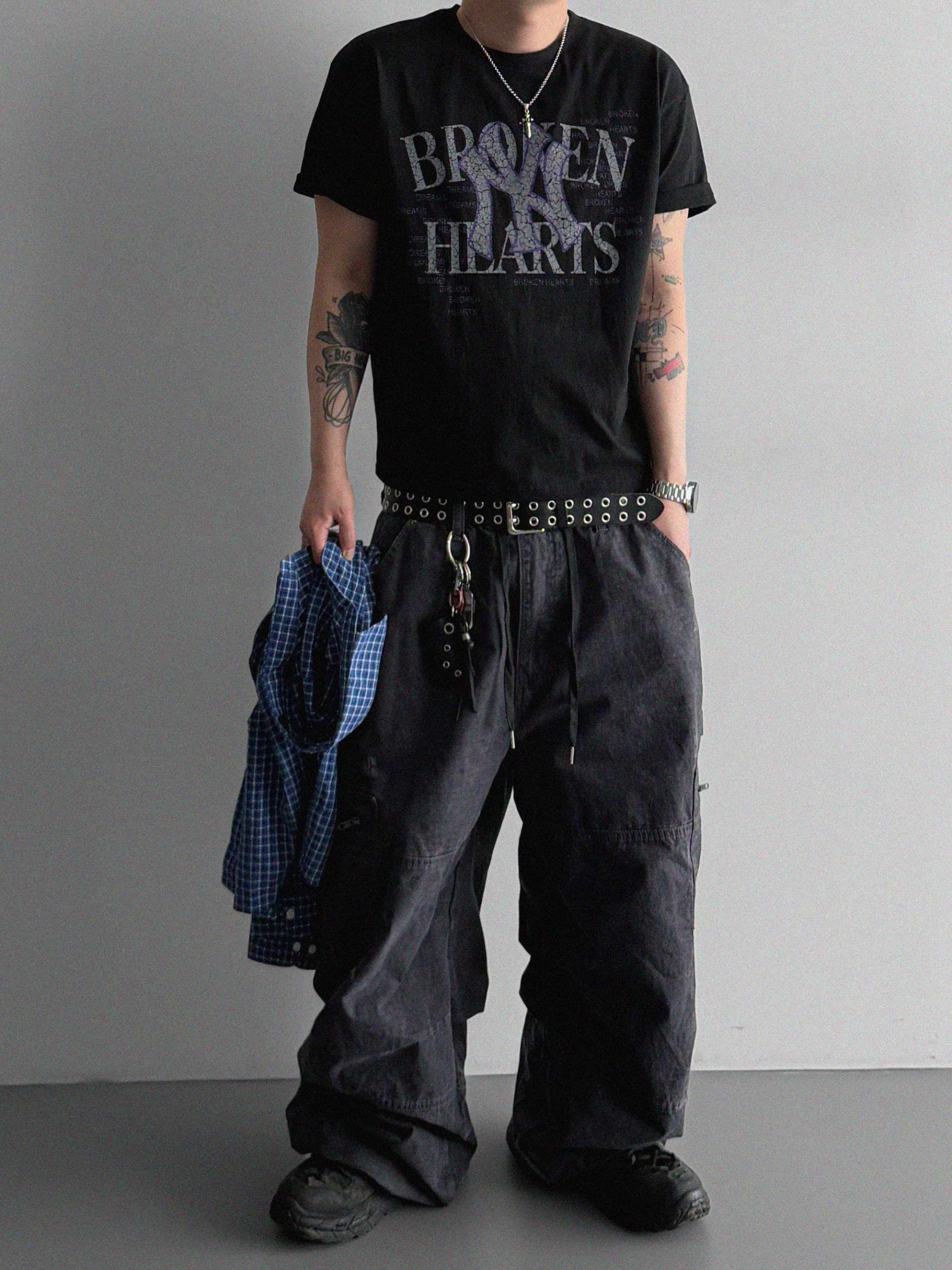 Broken crop half t