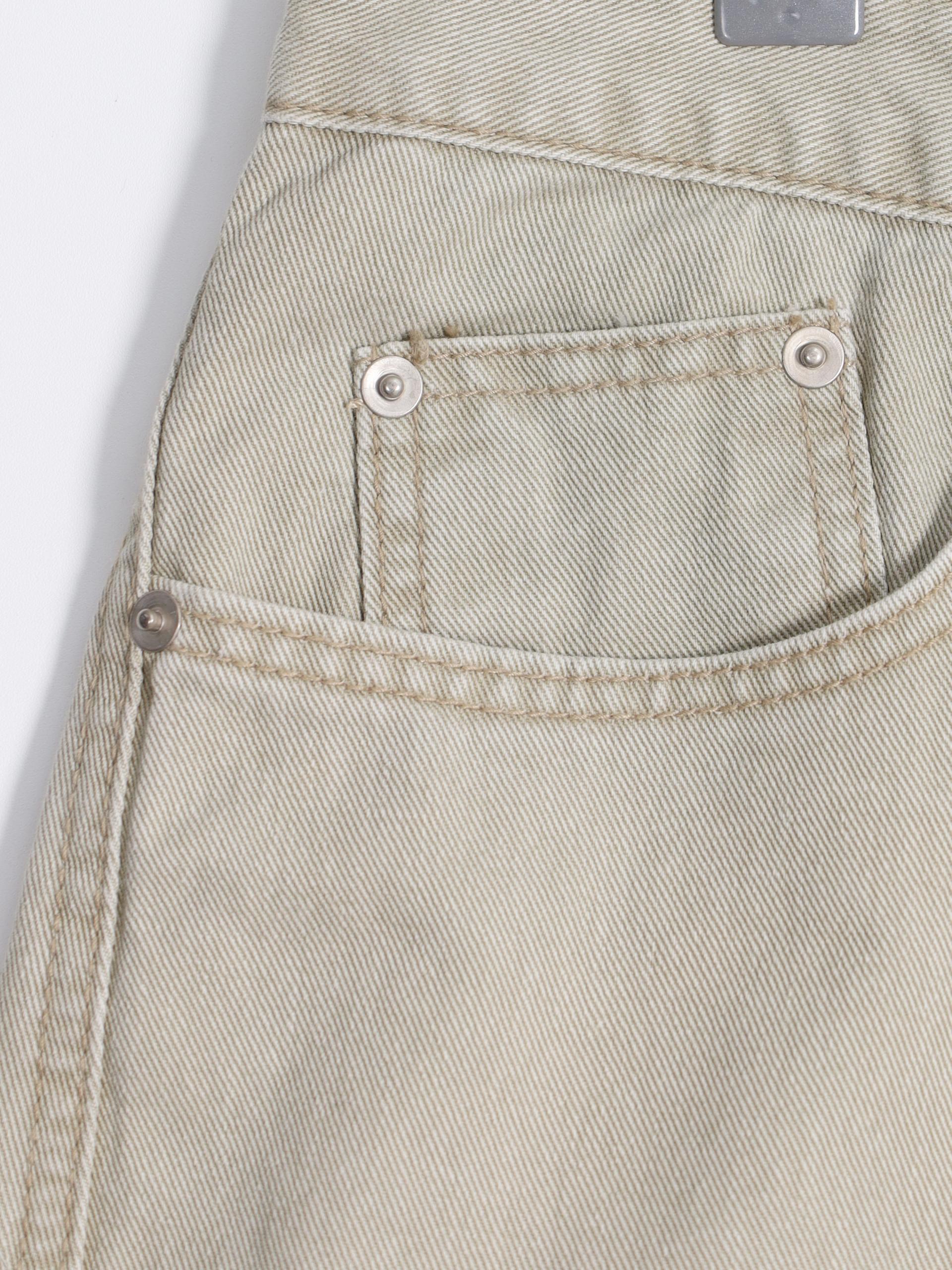 Double pocket curved flare pants
