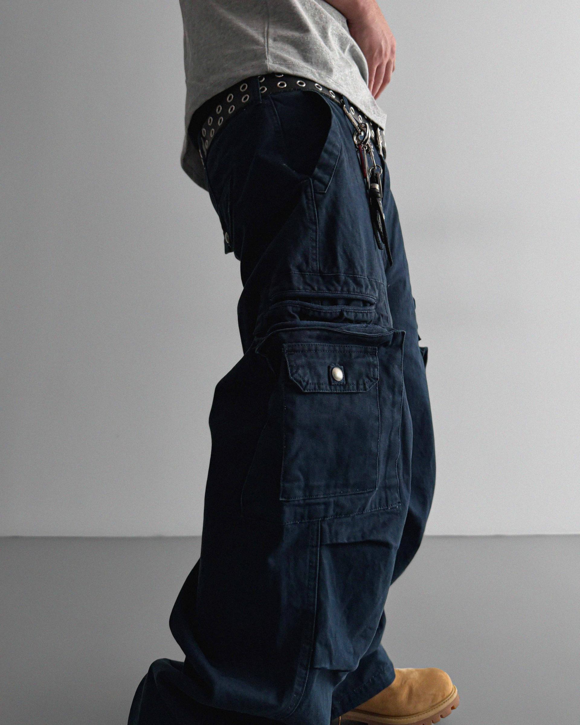 Field burton cargo pants