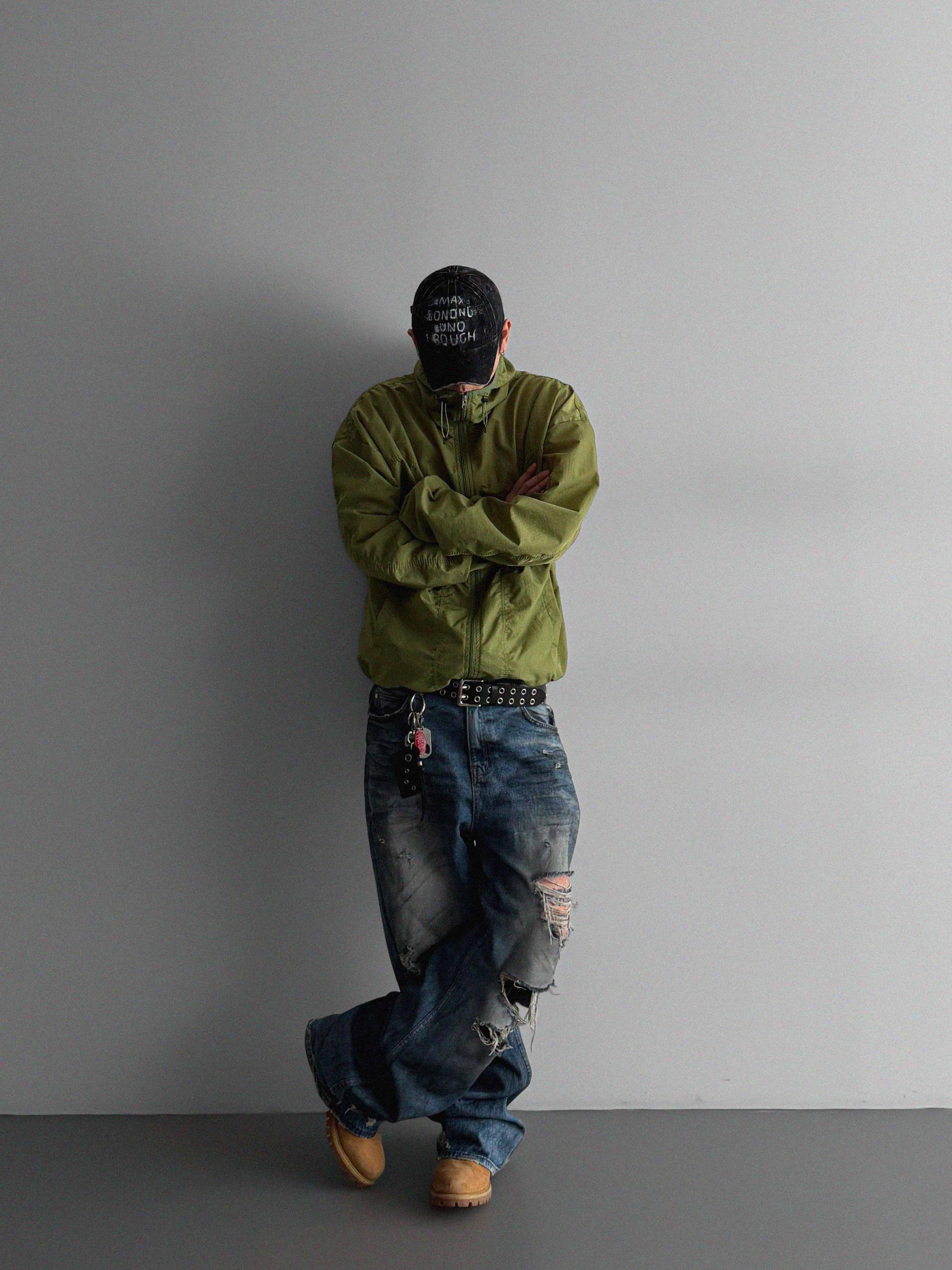 Core shirring waterproof hooded jacket