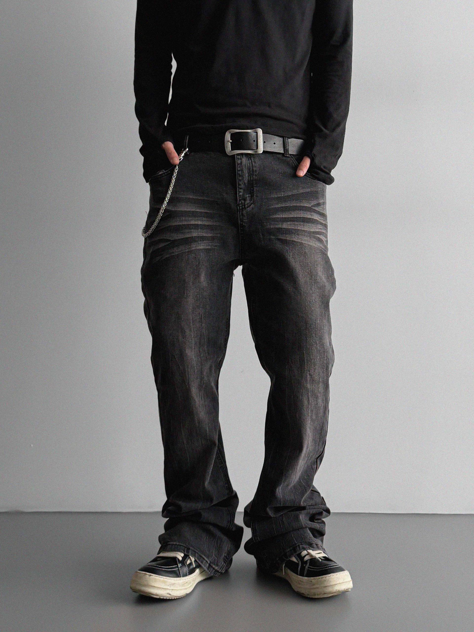 Slack sagging flare black jean