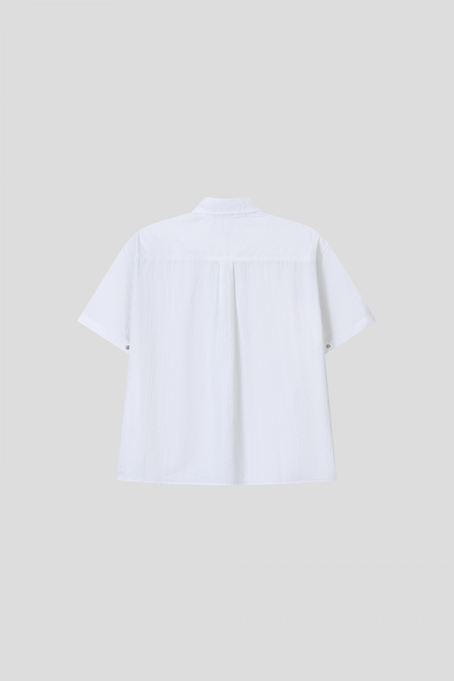 Muscle fit nylon crop shirt