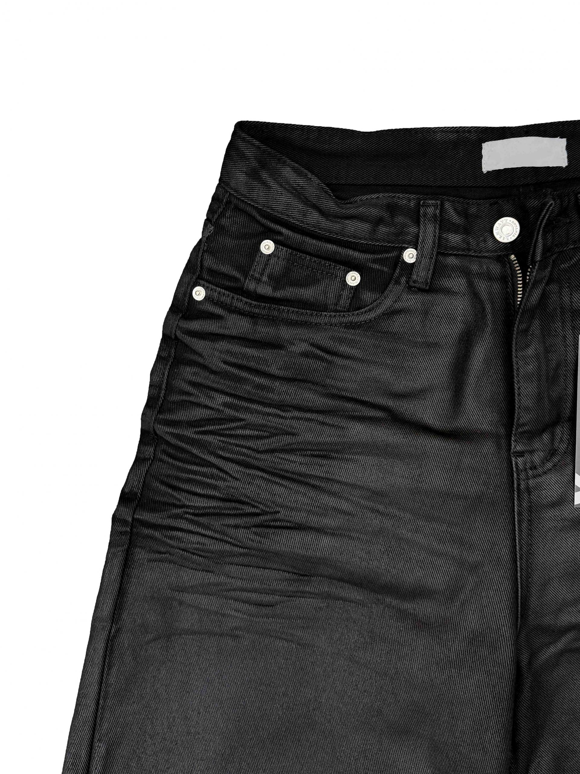 Embo-coated bermuda pants