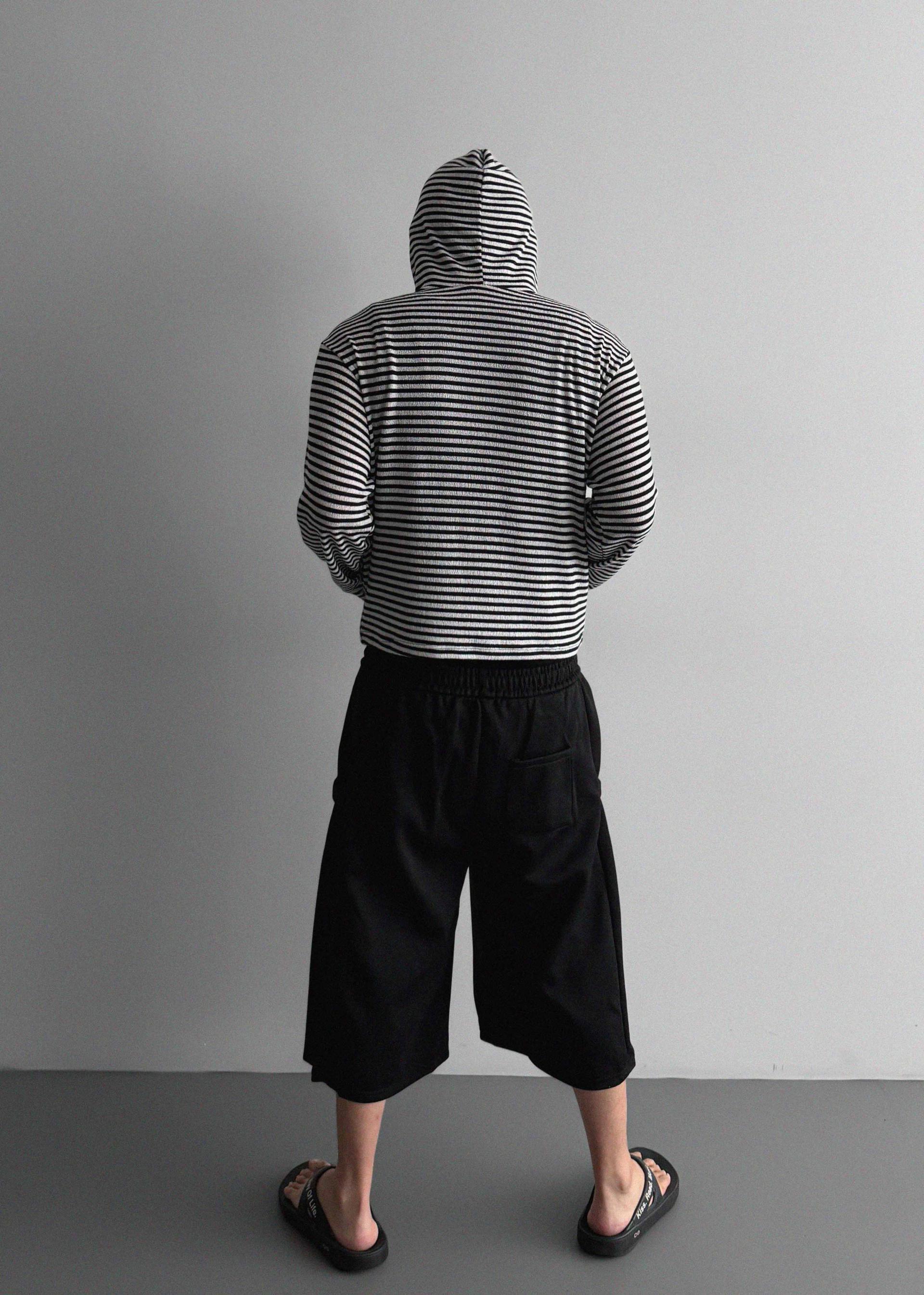 Side snap bermuda sweat pants