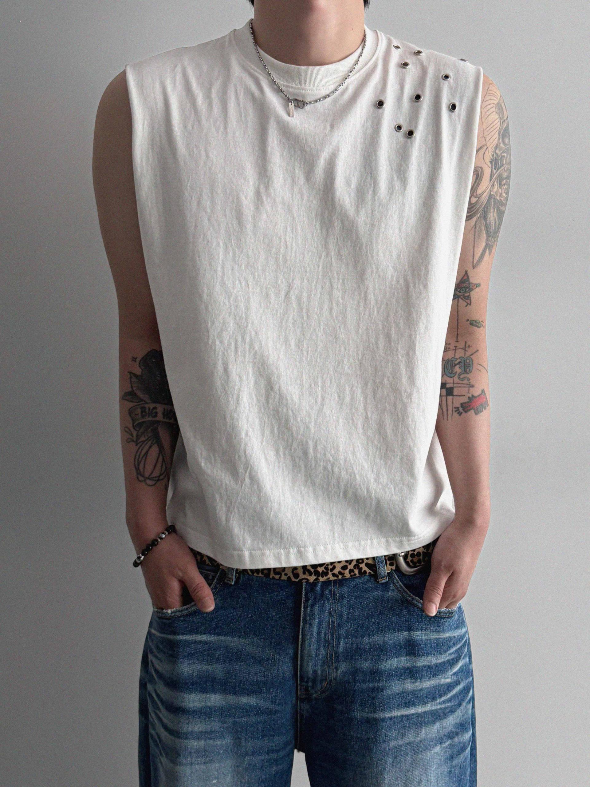 Eyelet shoulder crop sleeveless