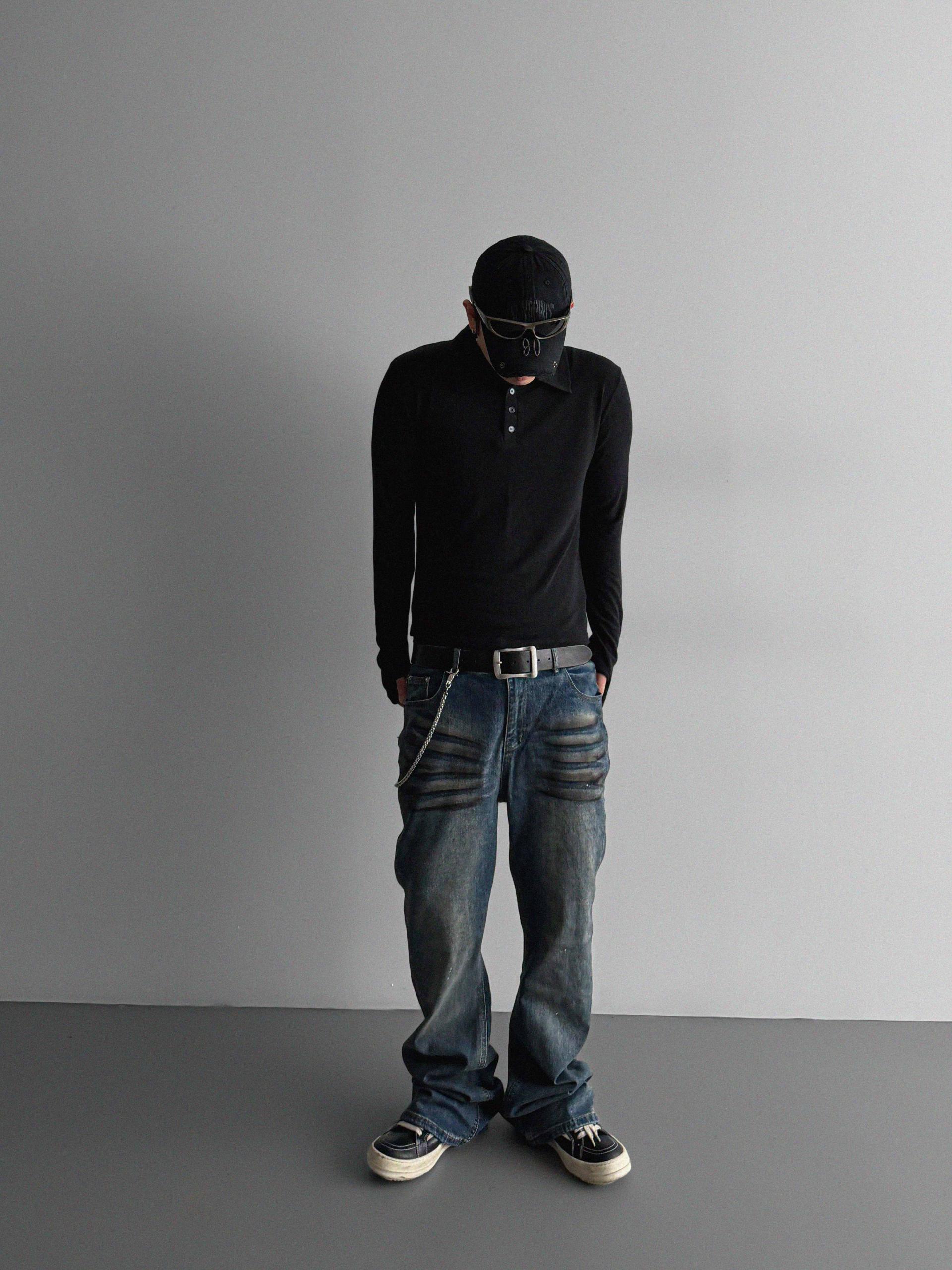 Dirty washed sagging flare jeans