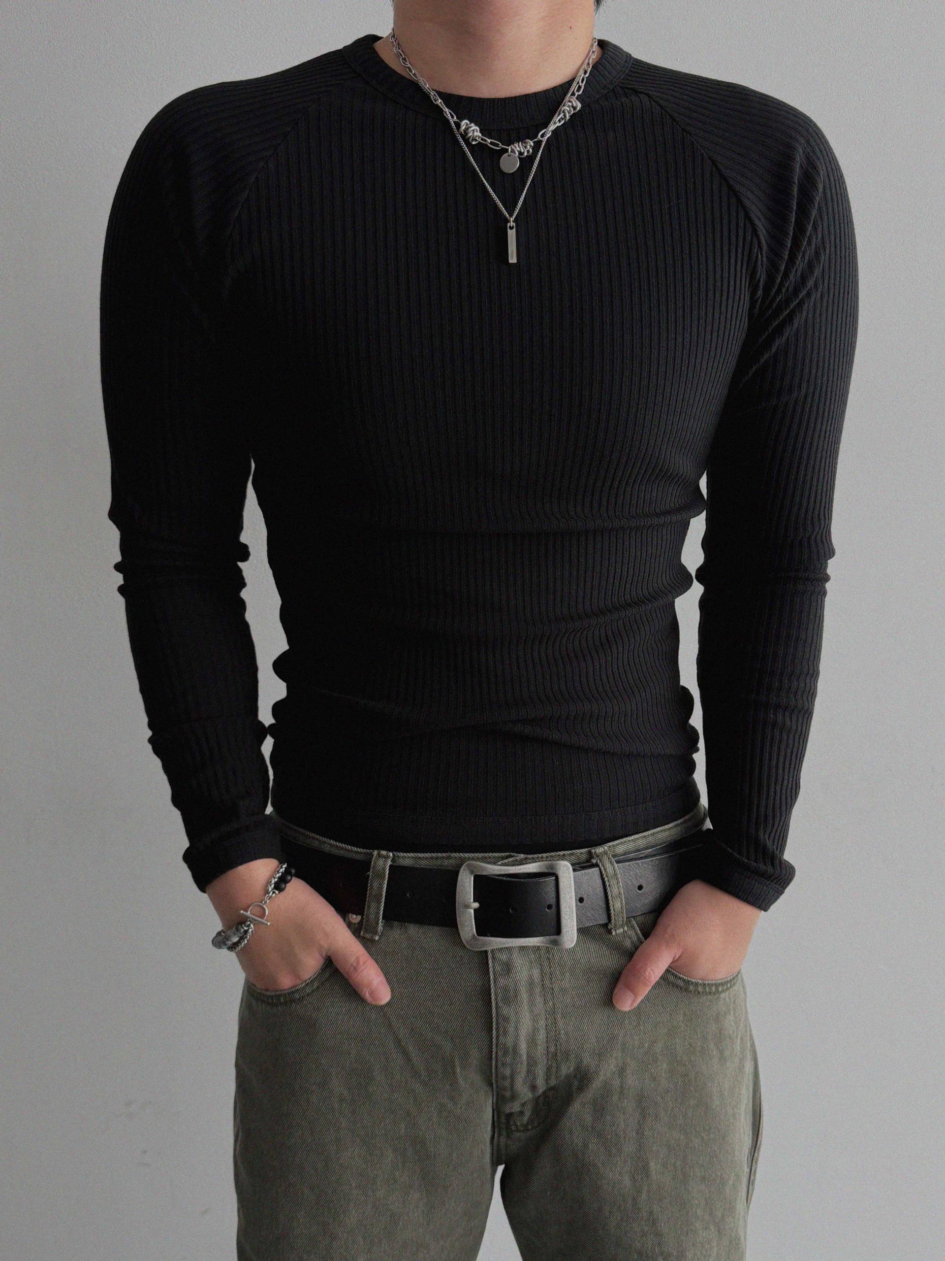 Solid ribbed raglan muscle t