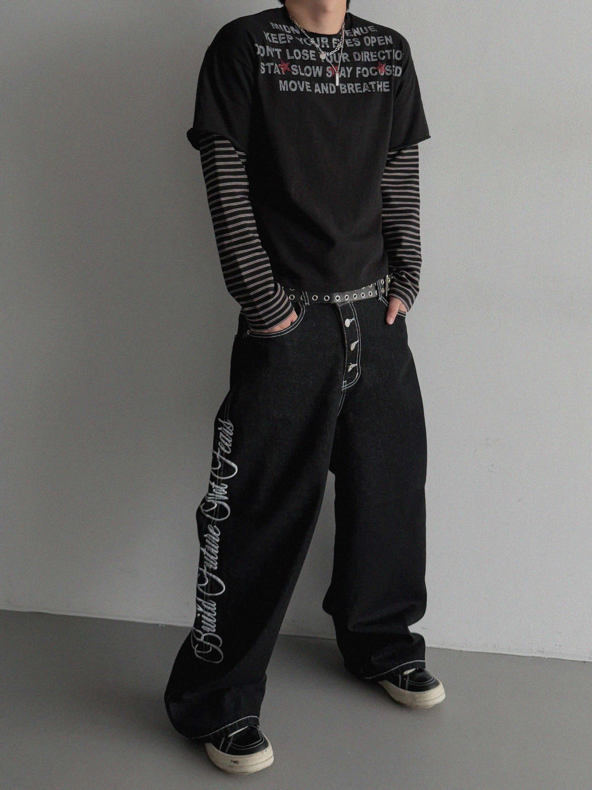 Horse non-fade embroidered denim pants